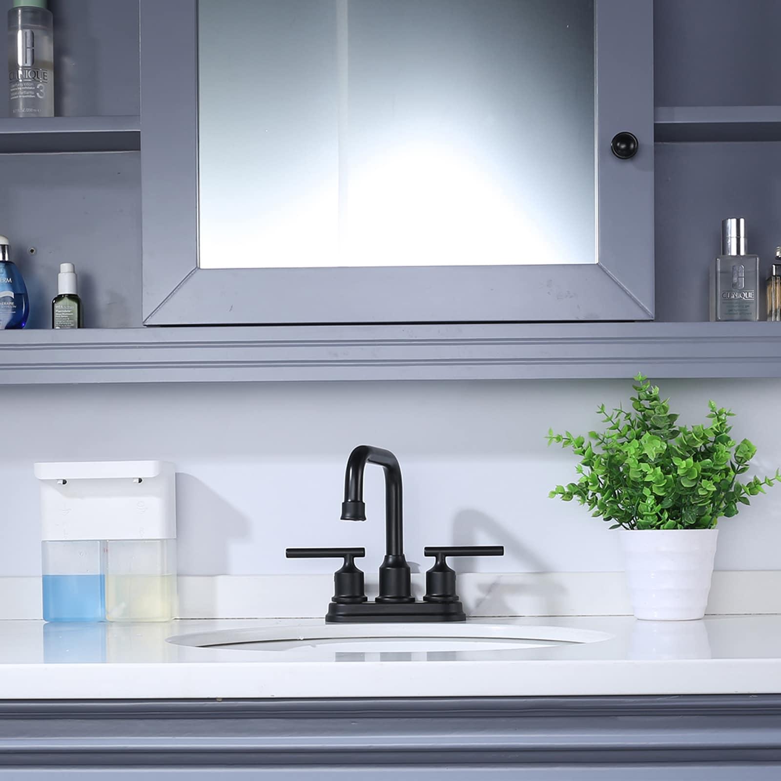 Centerset 2-handle Bathroom Faucet with Drain Assembly