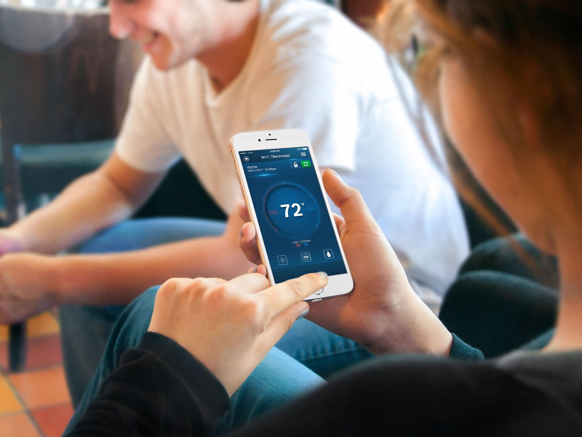 White Digital Touchscreen Programmable Wi-Fi Thermostat