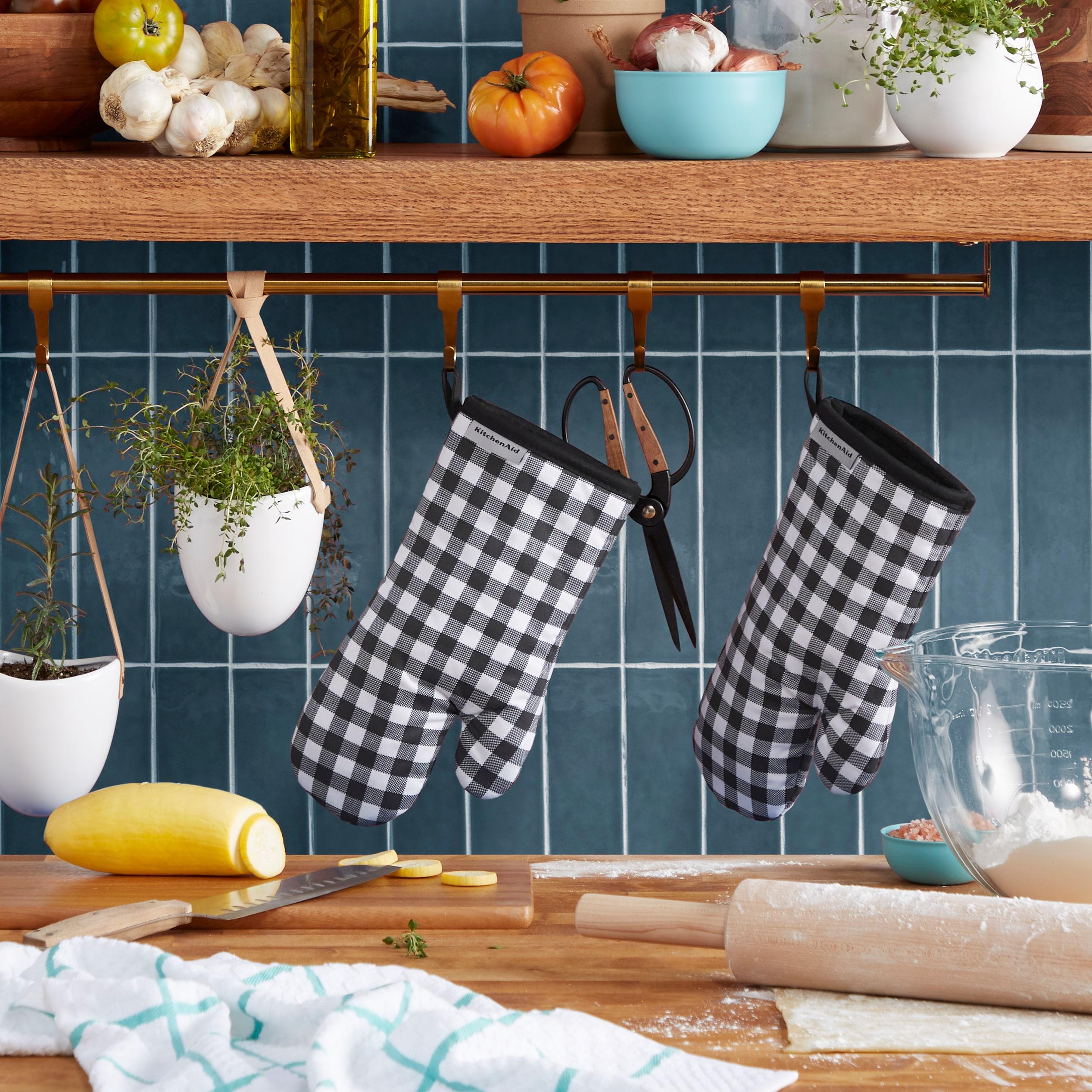 KitchenAid® KitchenAid Gingham Oven Mitt 2-Pack Set, 7" x 13" (Set of 2)