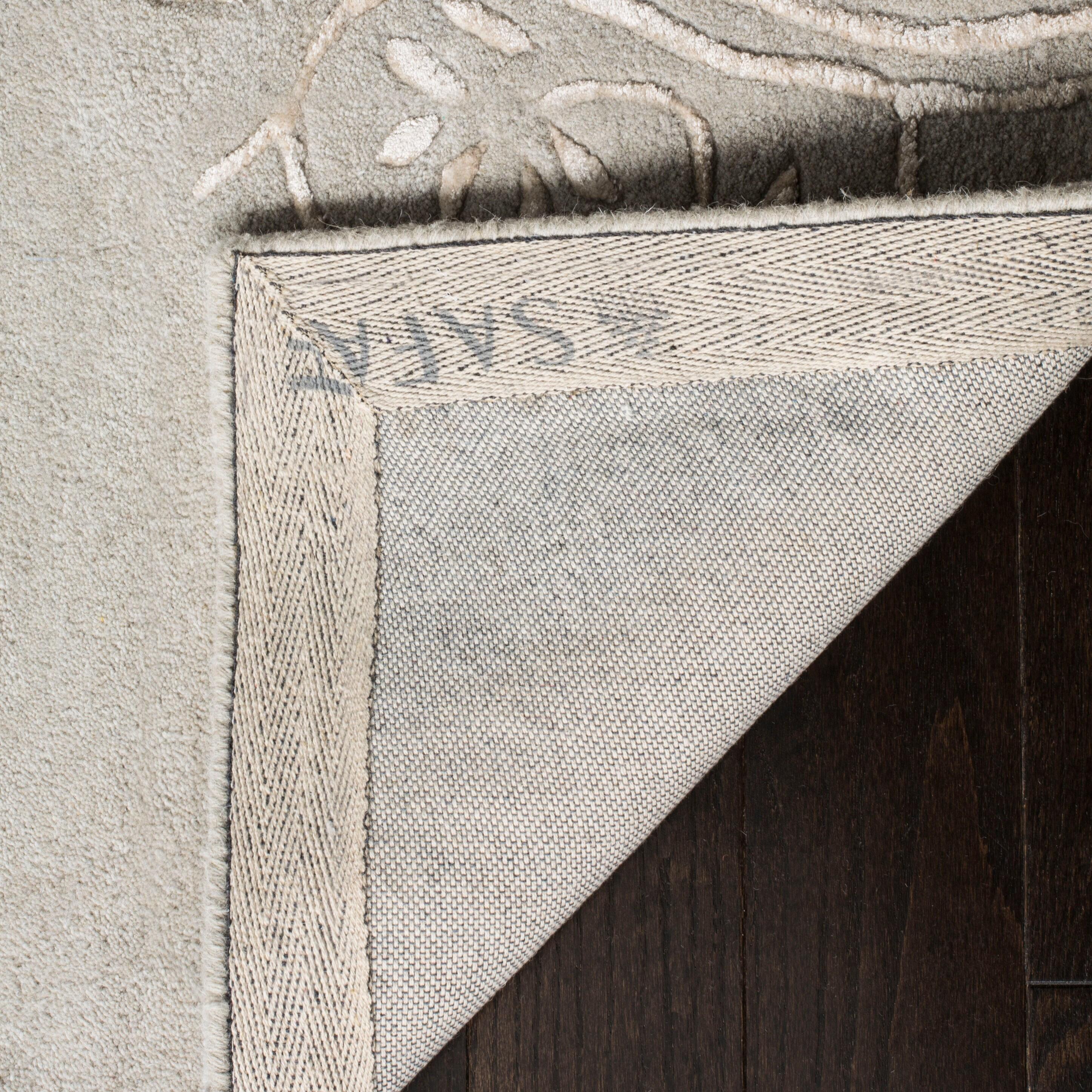 Bella BEL153 Hand Tufted Area Rug - Silver/Beige - 6'x9' - Safavieh.