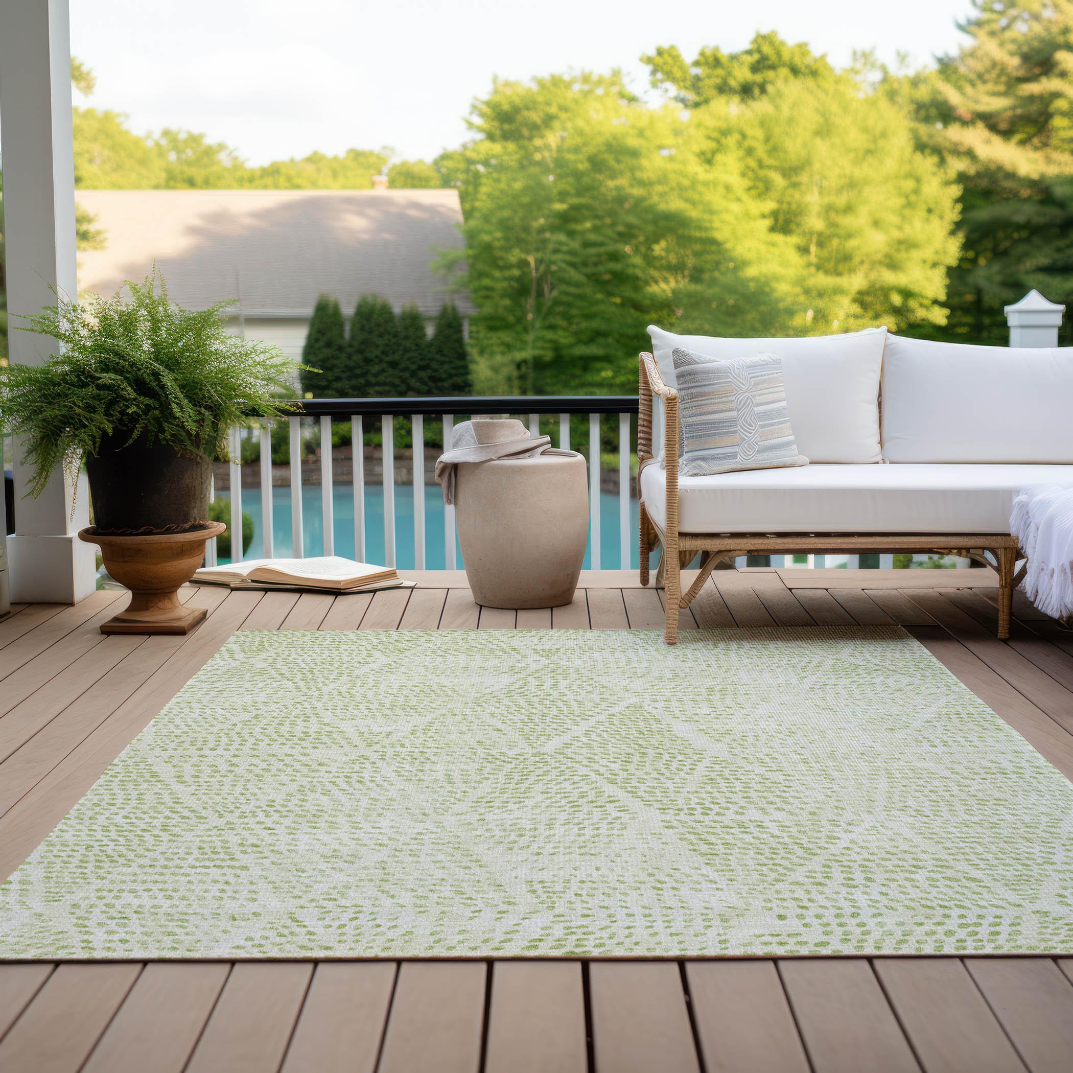 Aloe Green Diamond Pattern Washable 10' x 14' Area Rug