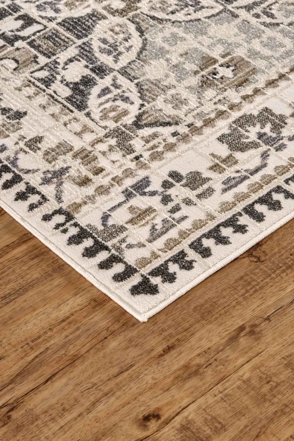 Kano Transitional Distressed Ivory/Taupe/Gray Area Rug