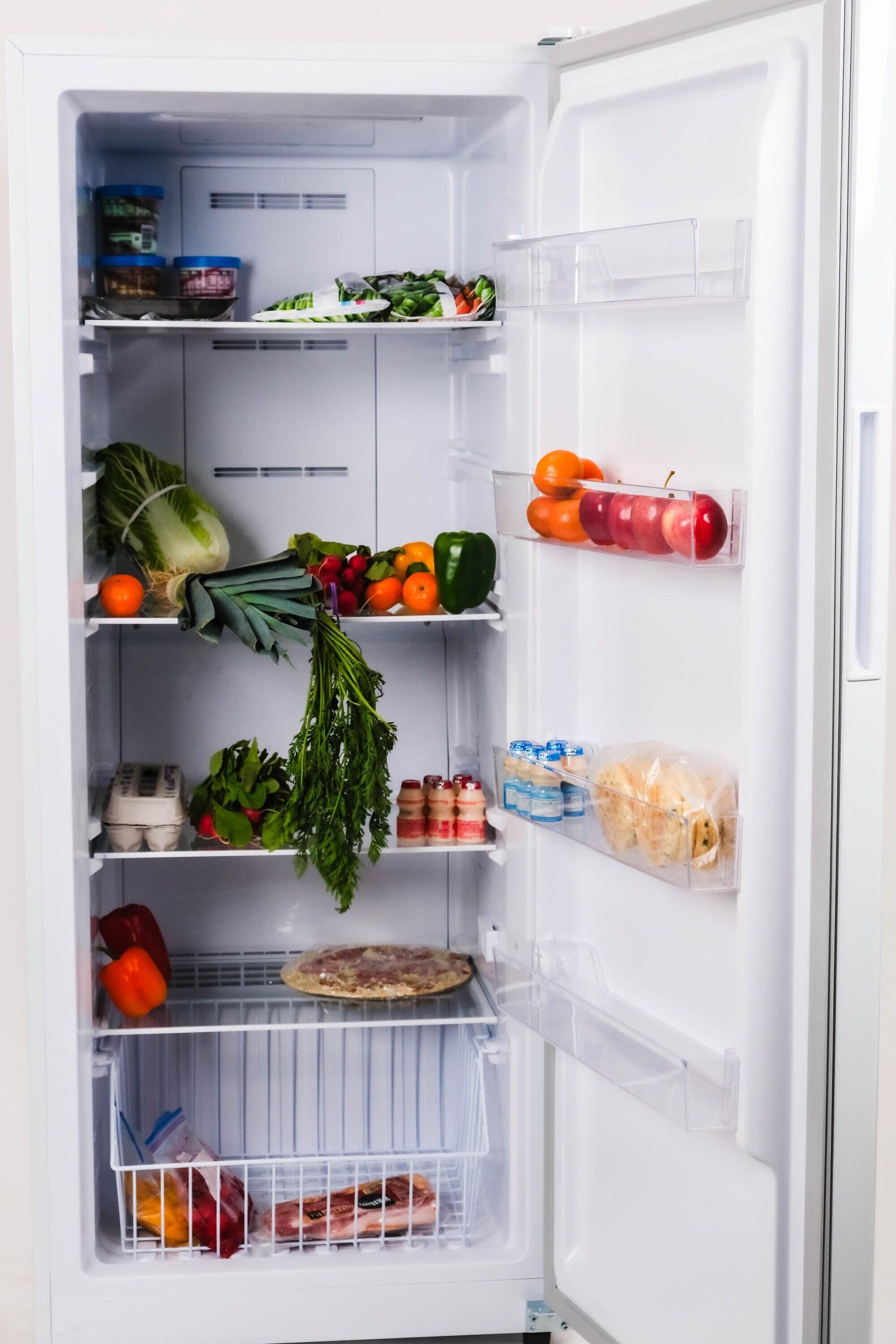 Hamilton Beach Hamilton Beach 17 Cu Ft Upright Convertible Refrigerator/Freezer HBFRF1798-WHITE