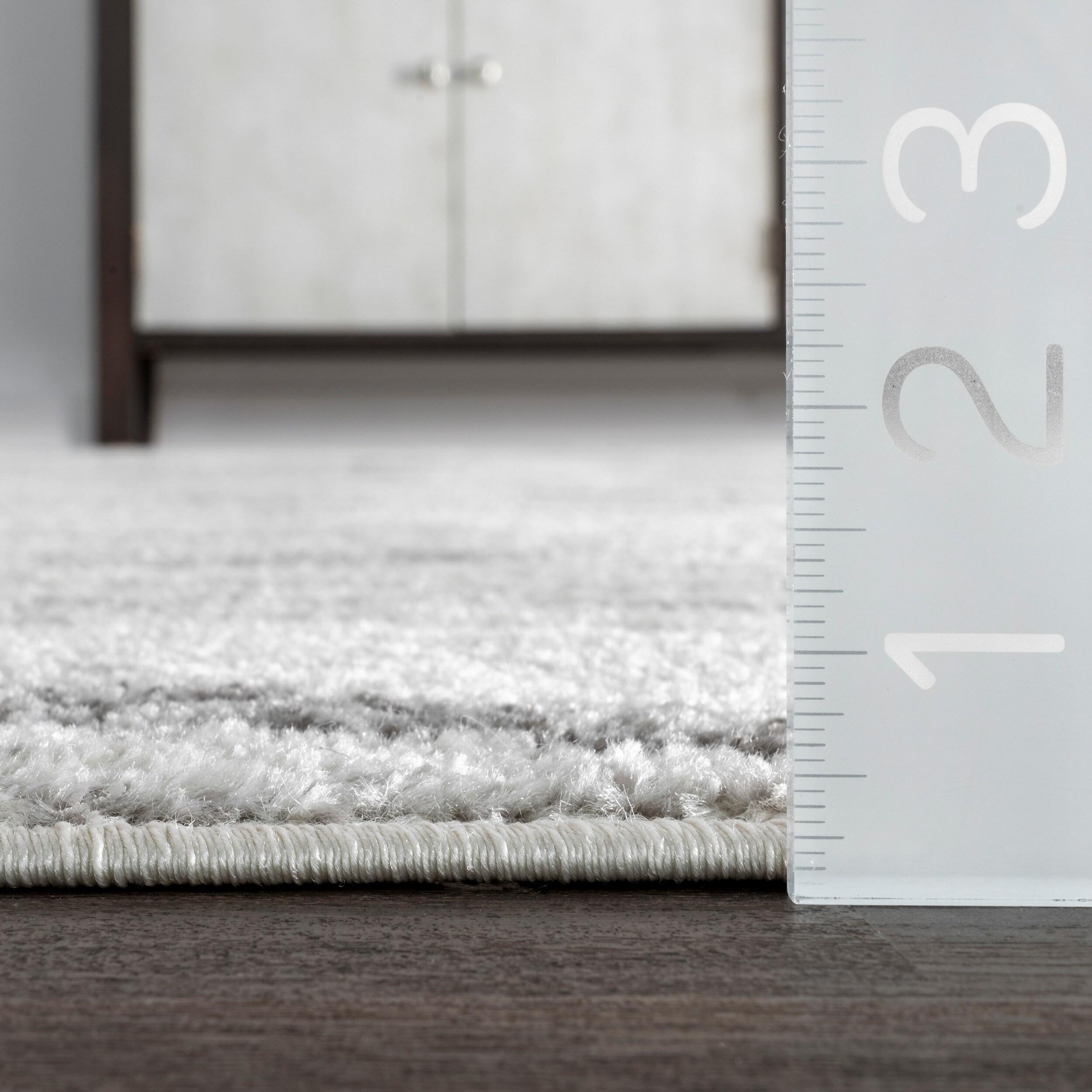 Nuloom 5 Round Thigpen Contemporary Indoor Area Rug, Grey, Abstract Lines, Non-Slip Backing, Stain Resistant, BedroomLiving Room, Kitchen,