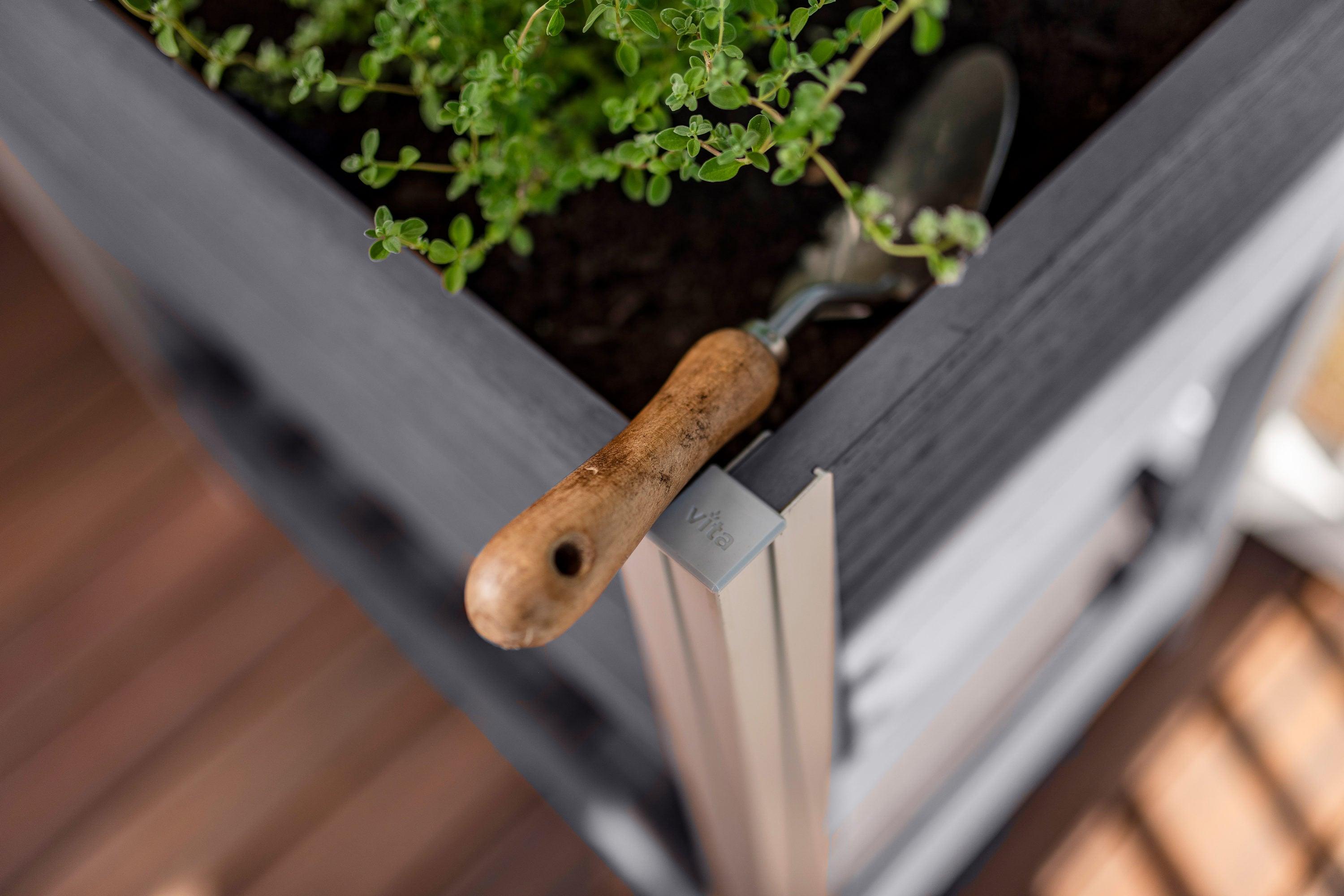 Urbana Elevated Planter