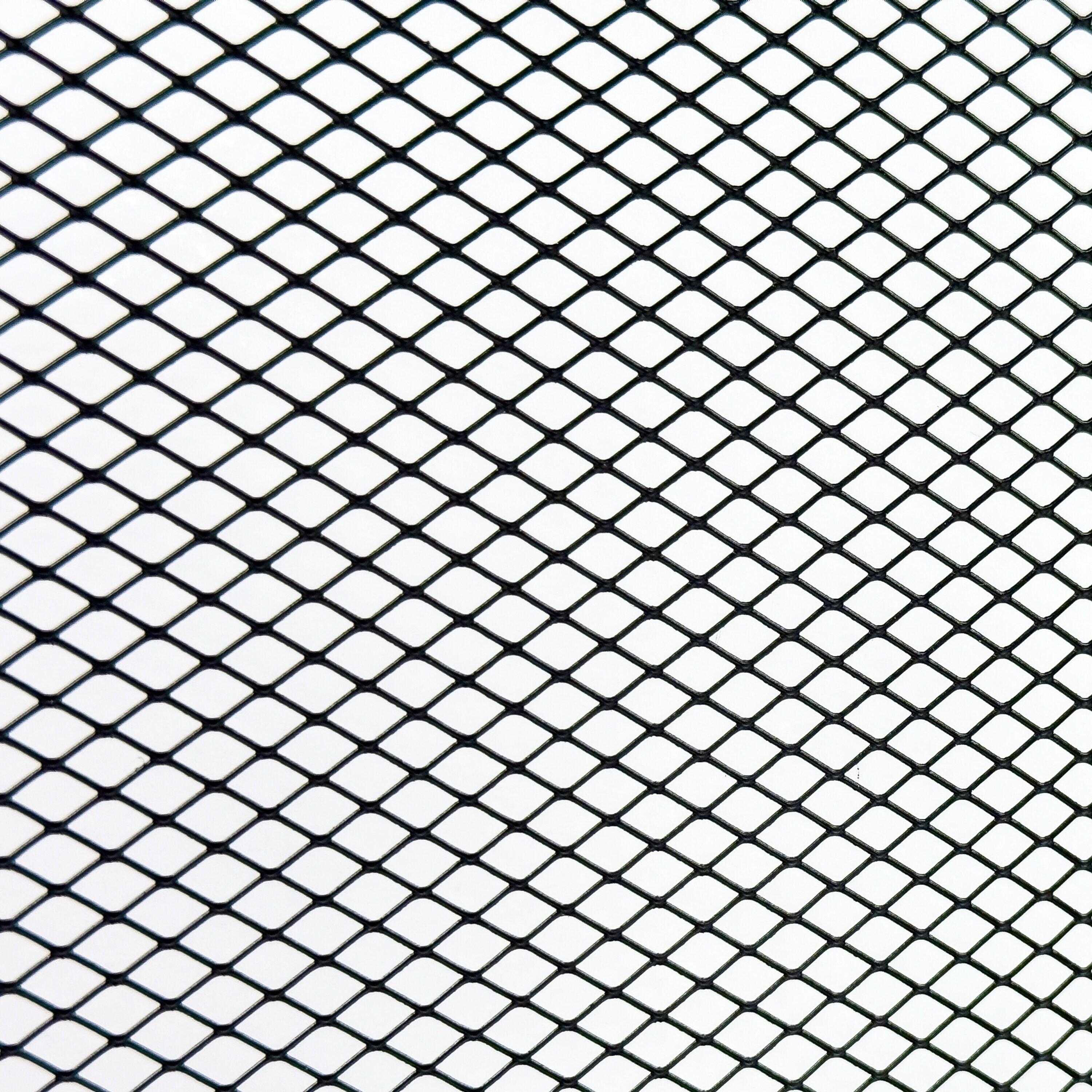 Dyna-Glo B1956194 Pleasant Hearth Classic Fireplace Screen - FA010S - Silver