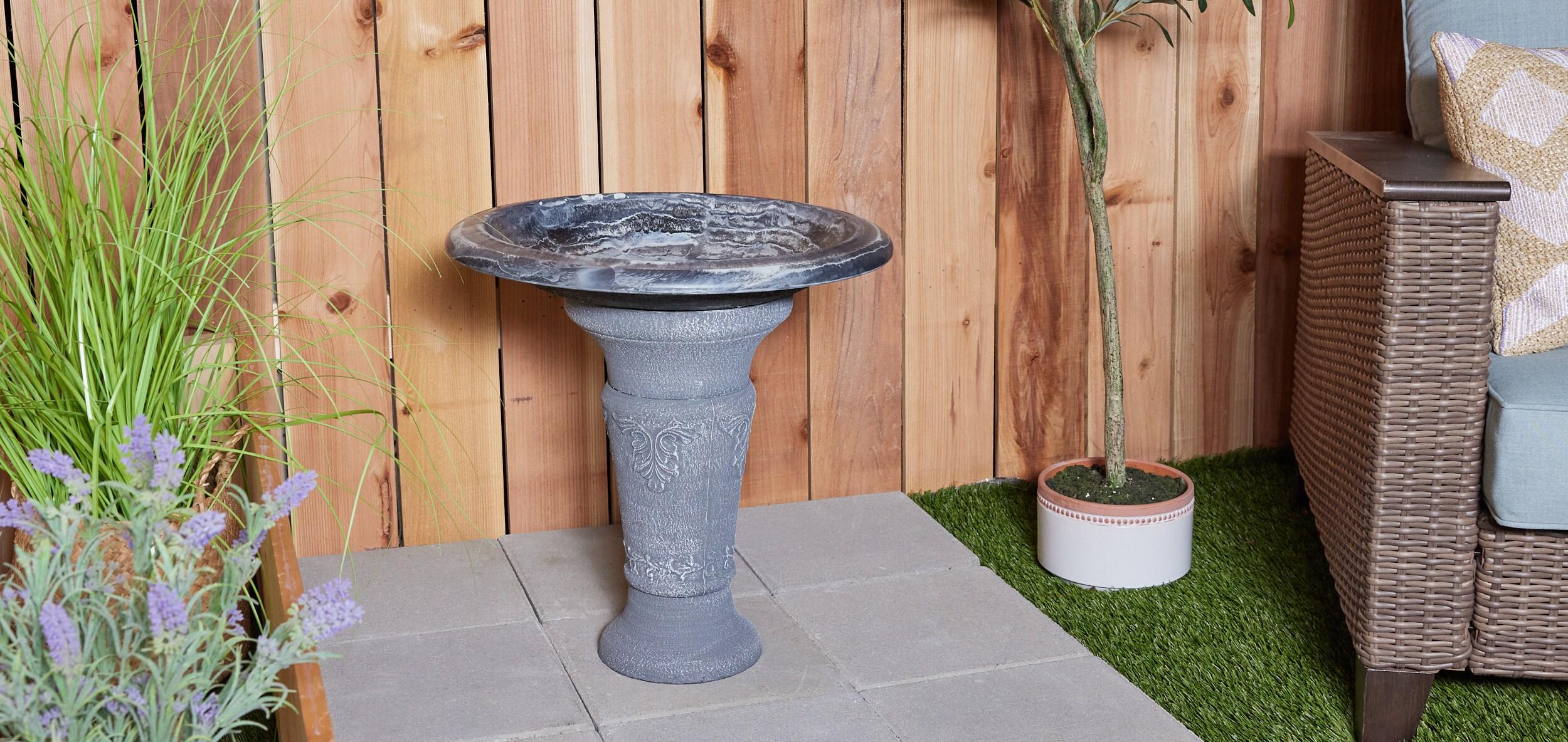 Florentine Marbleized Bird Bath - blue