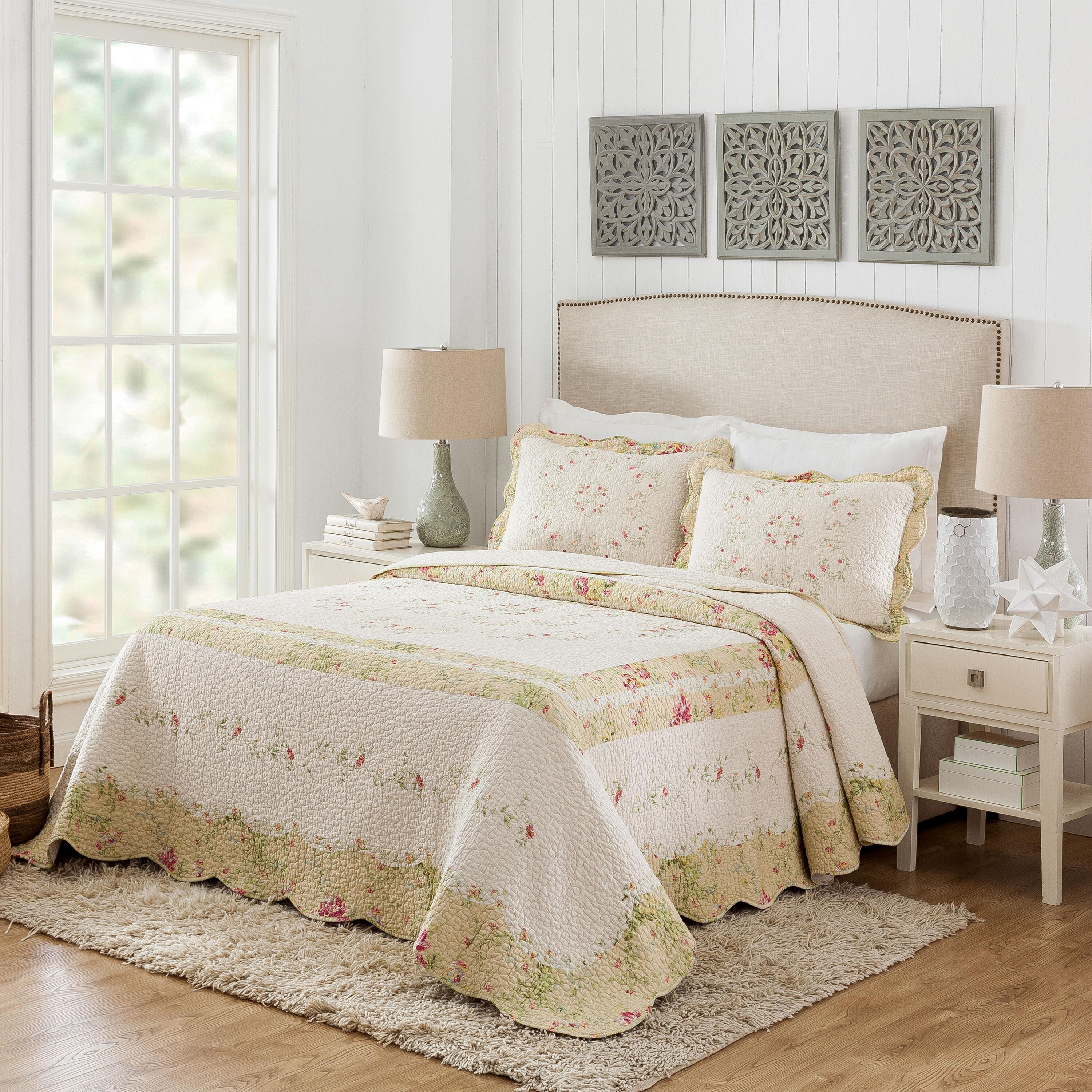 Queen Prairie Bloom Bedspread Yellow - Mary Jane's Home: Cotton Floral Bedding, Machine Washable, 140 Thread Count