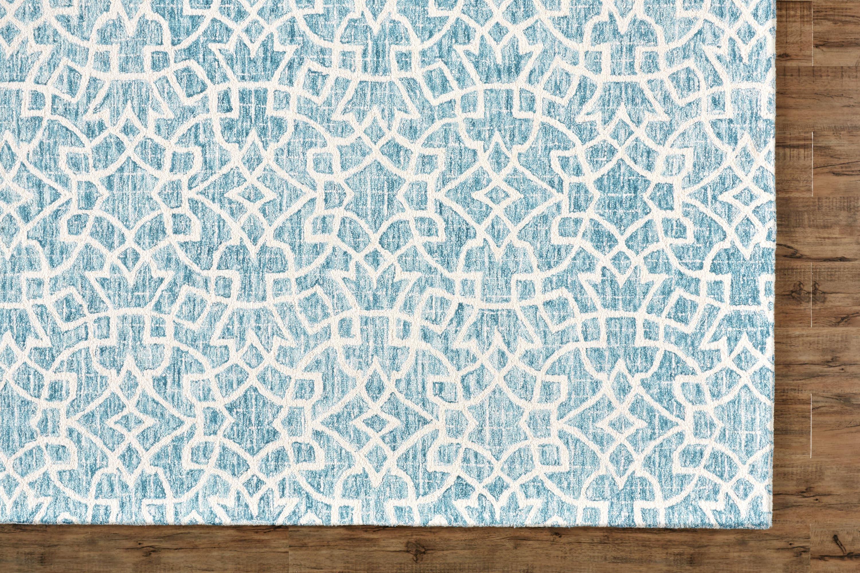 Handmade Blue Wool Tufted Rectangular 5' x 8' Rug
