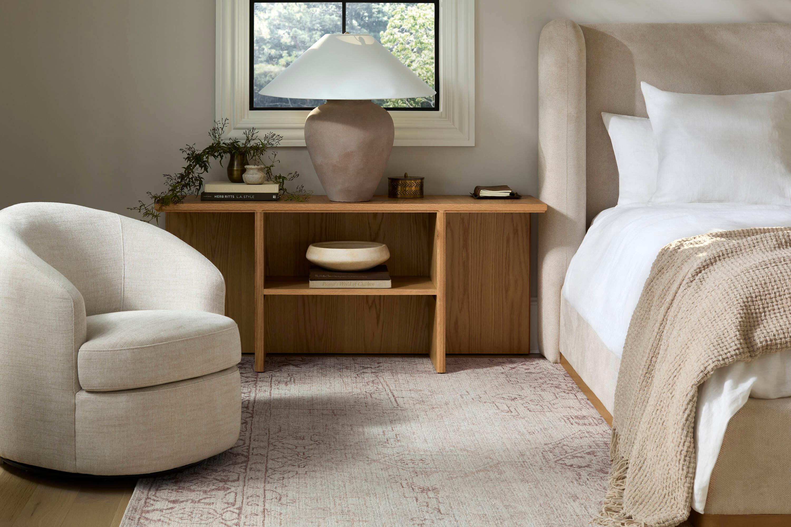 Galey Alix x Livabliss Collins Avenue V Machine Woven Area Rug
