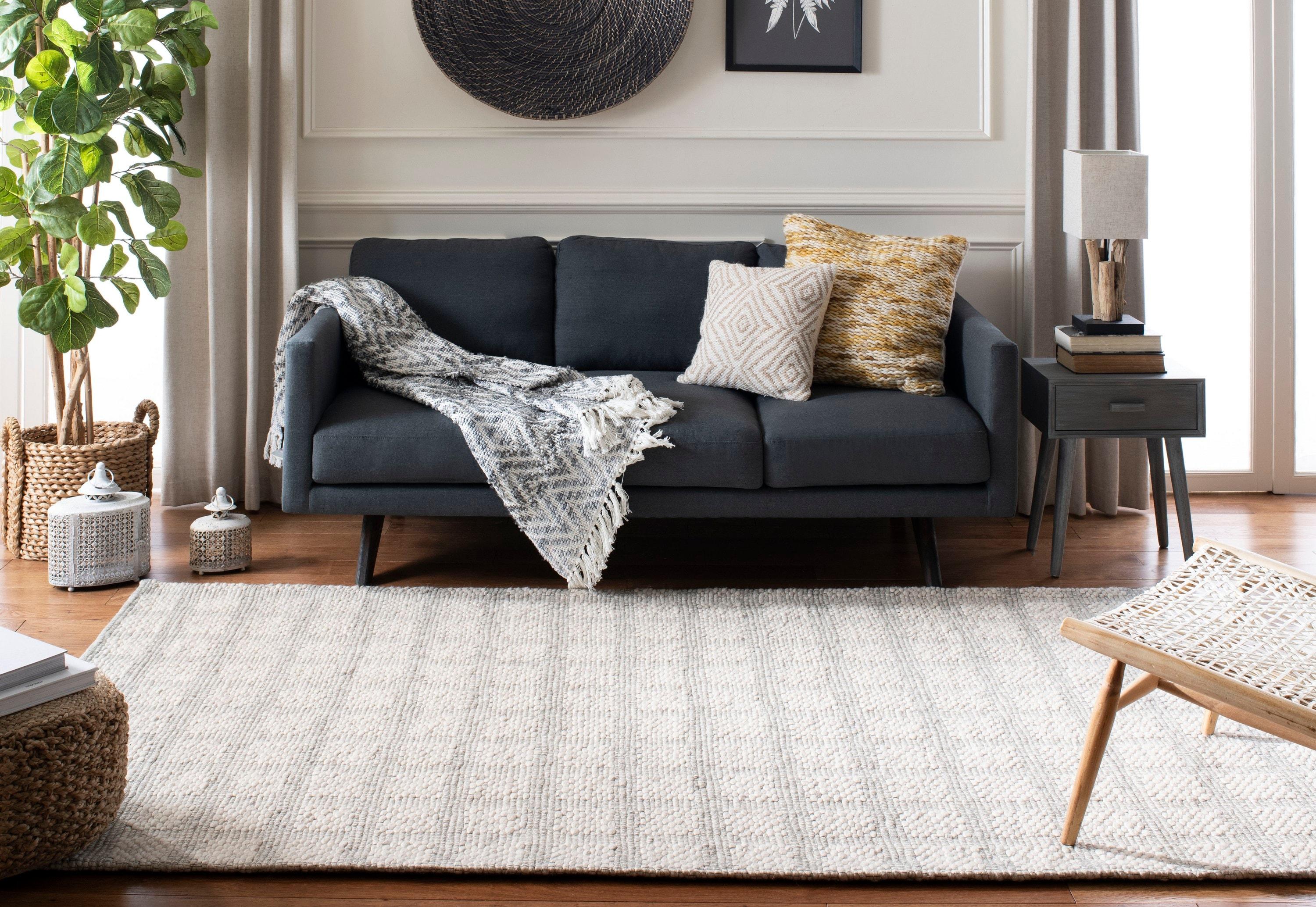 Marbella MRB525 Hand Loomed Area Rug - Beige - 3'x5' - Safavieh.