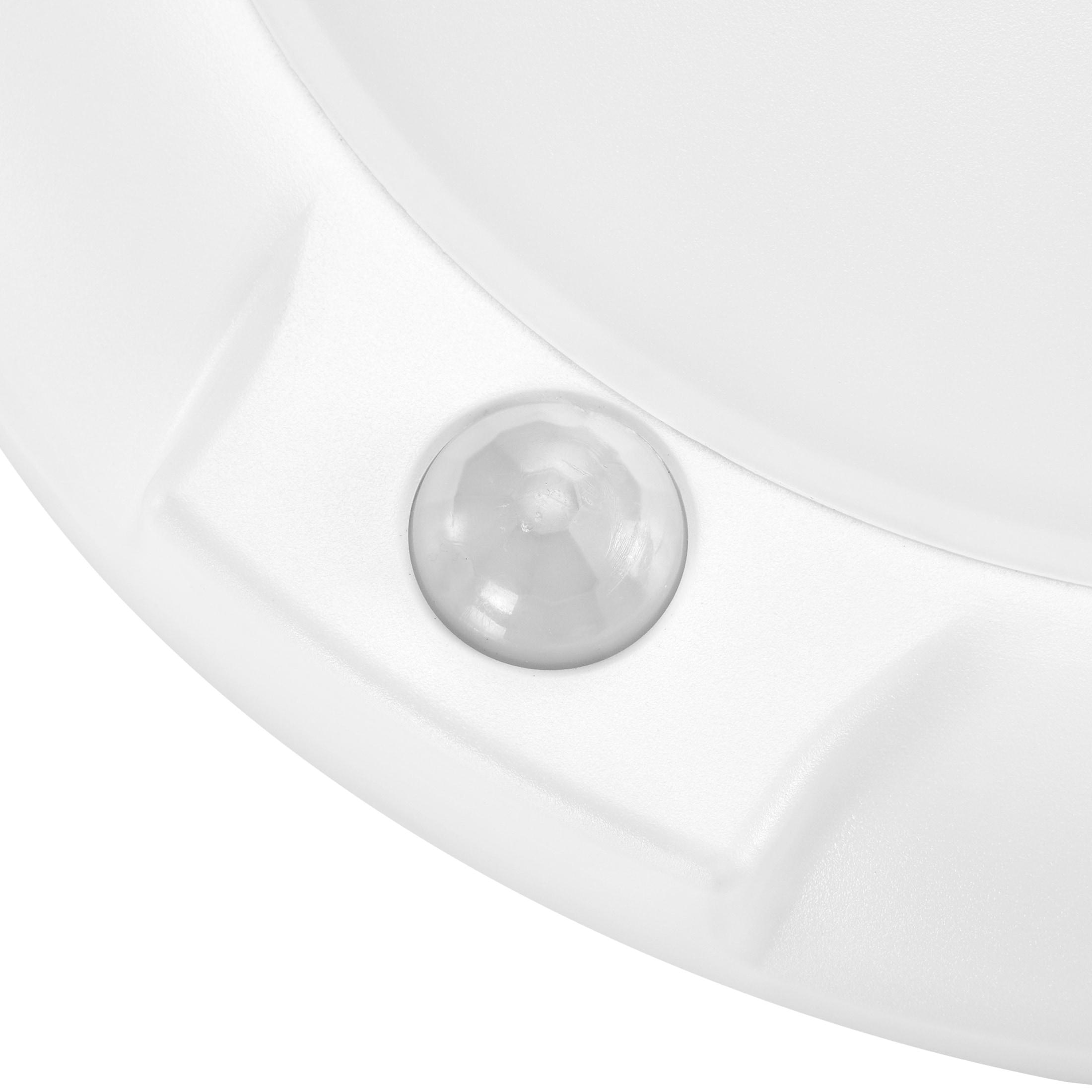 Maxxima 6 in. Round, Motion Sensor LED Ceiling Mount Light Fixture, 3000K Warm White, 600 Lumens Closet Light