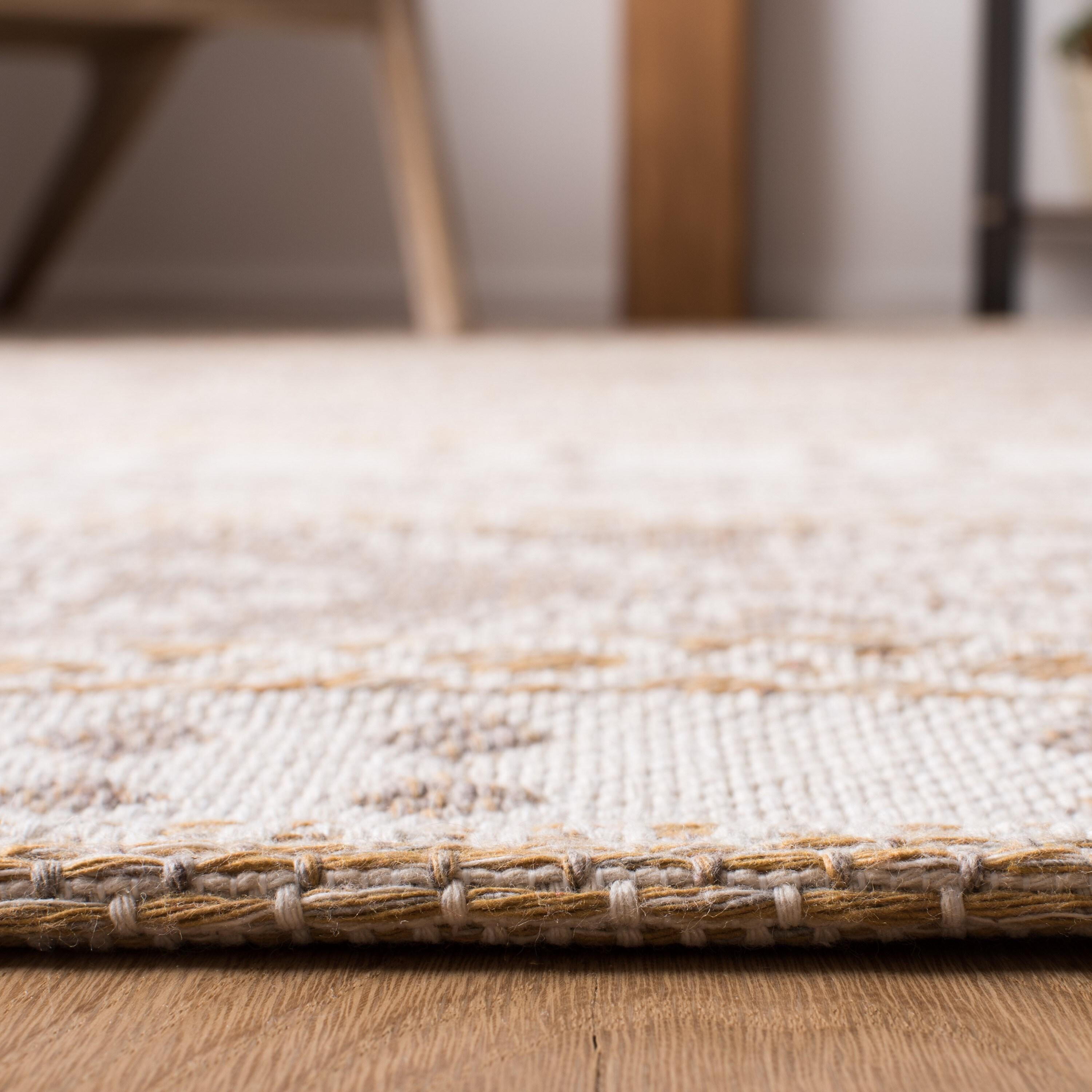 Augustine AGT445 Machine Made Indoor Accent Rug - Taupe/Cream - 2'10"x5' - Safavieh