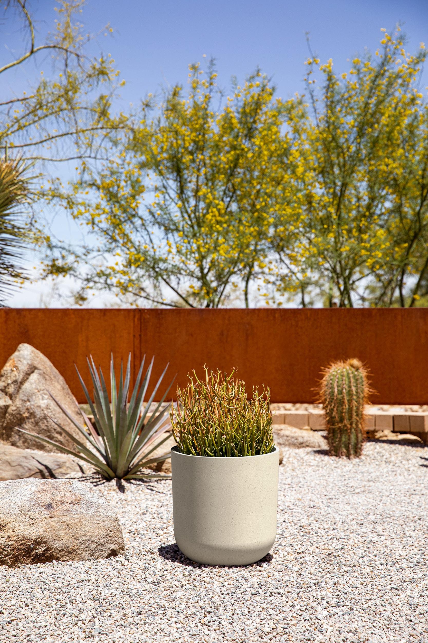 Mason Series Kona Planter