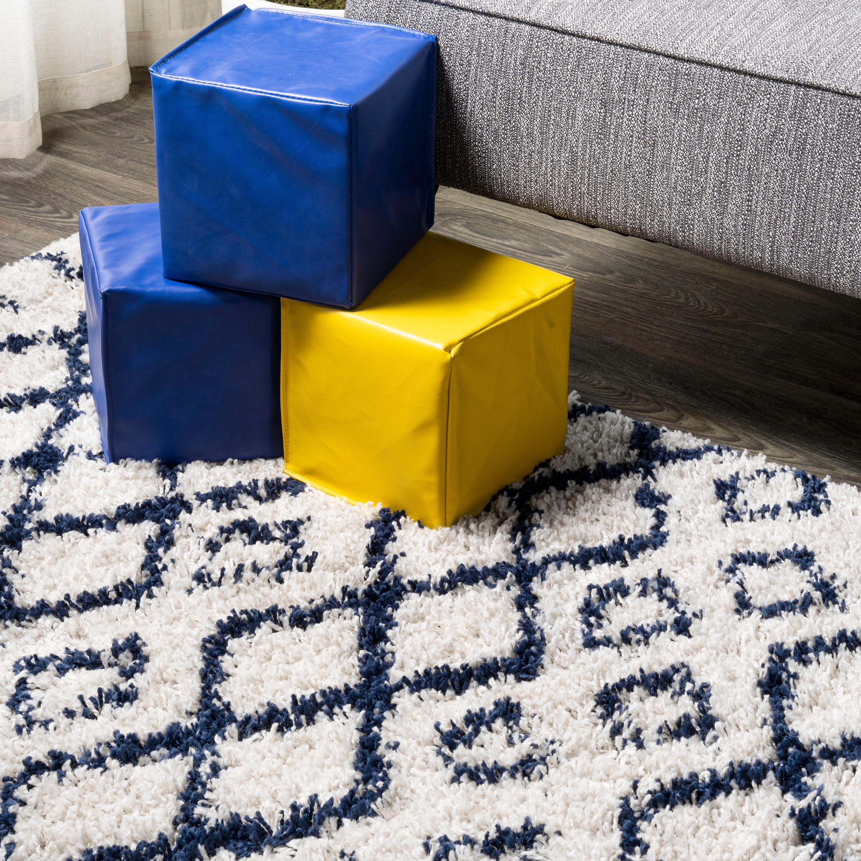 4'x6' Sineu Moroccan Diamond Shag Area Rug, Beige/Navy - JONATHAN Y