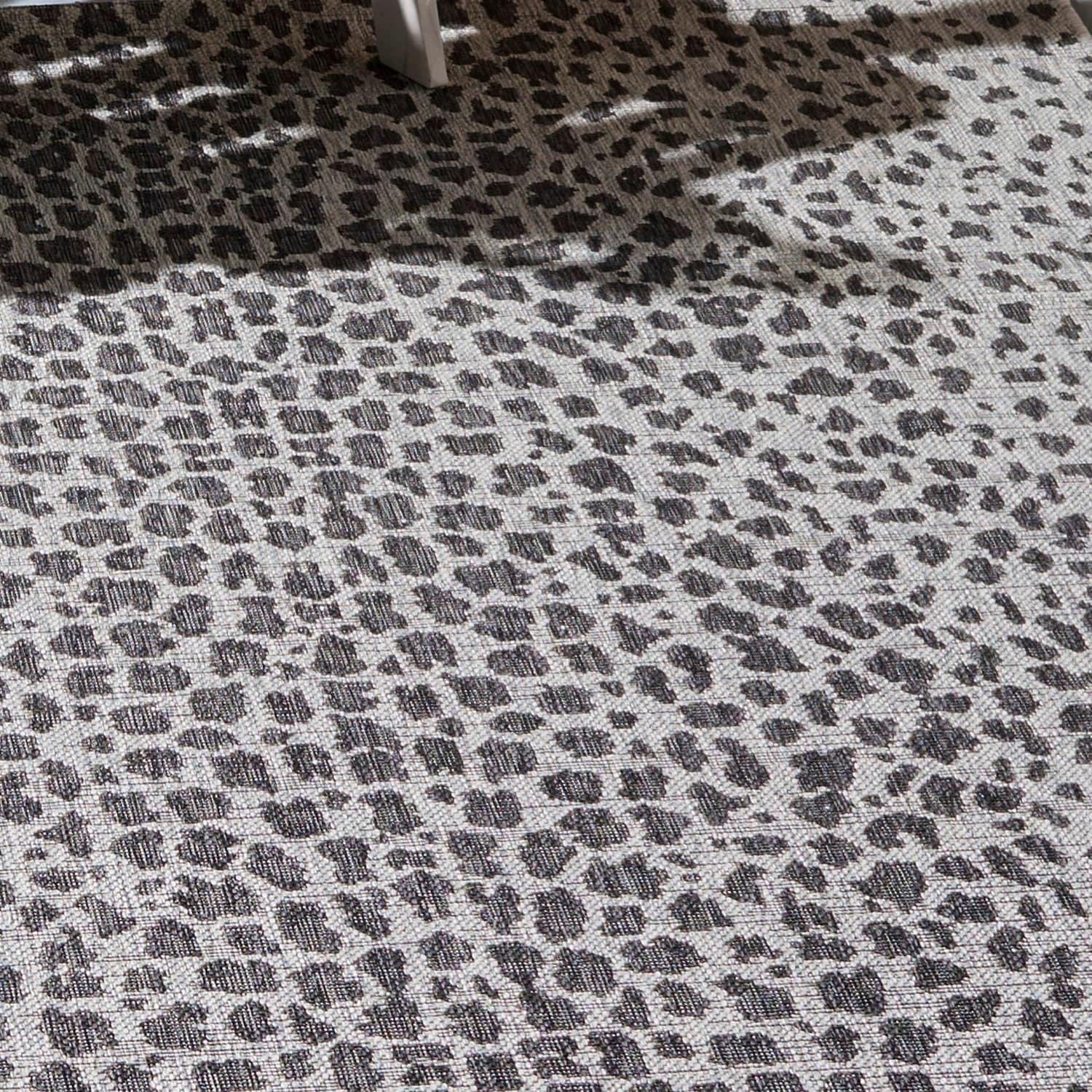 Courtyard CY8505 Power Loomed Indoor/Outdoor Area Rug - Grey/Black - 8'9"x11'9" - Safavieh.