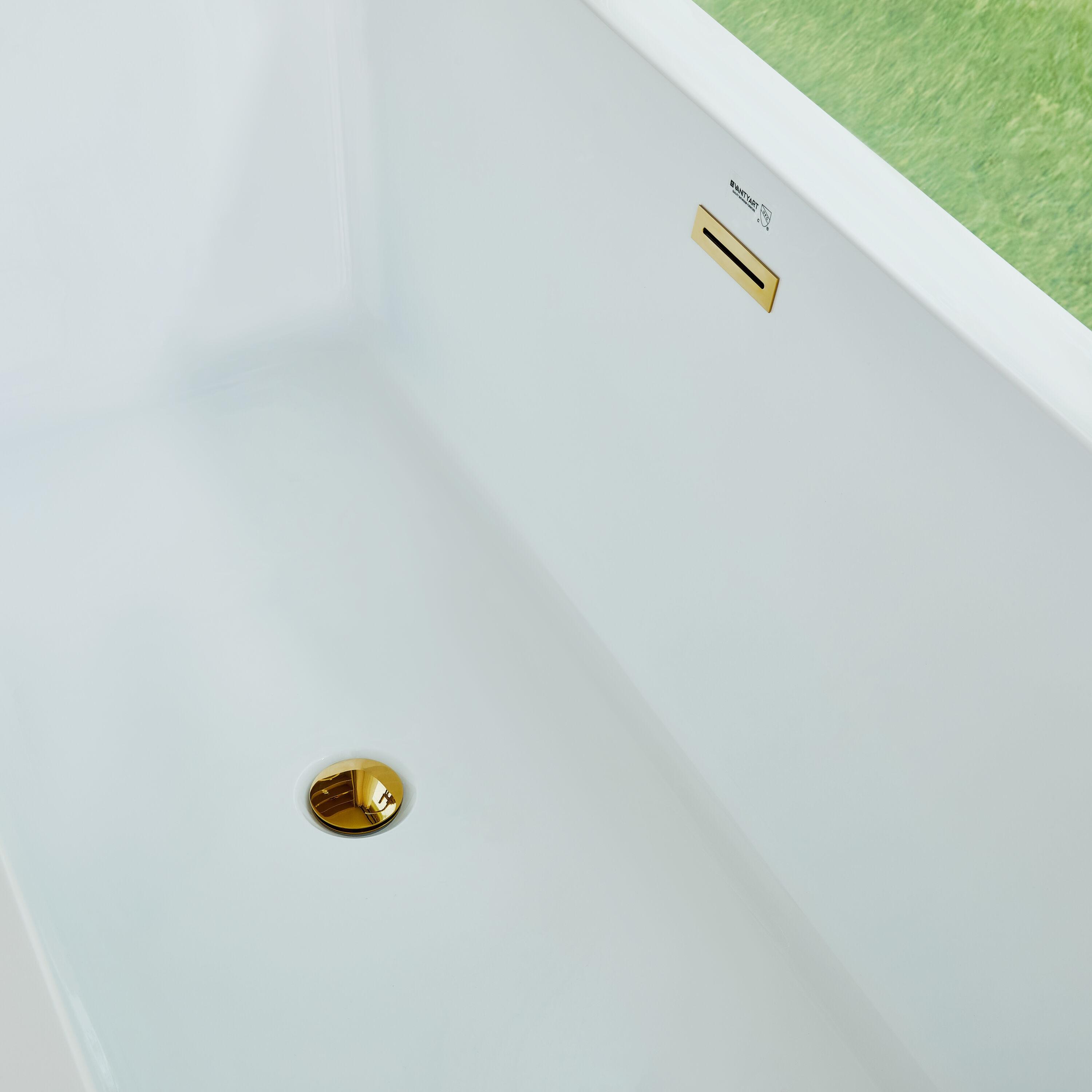 67" x 32" Freestanding Soaking Acrylic Bathtub