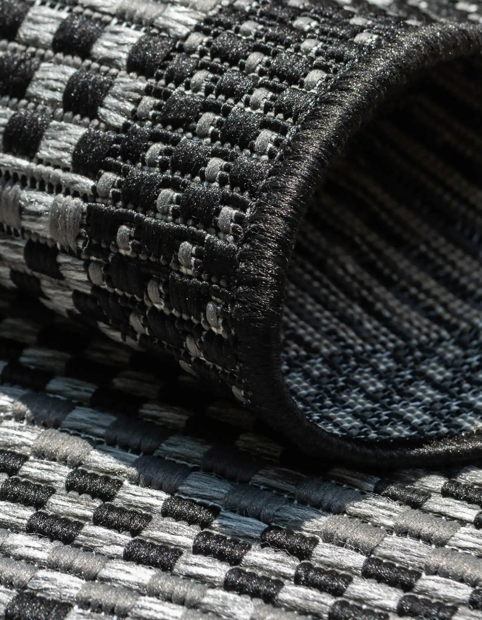 Striped Indoor / Outdoor Rug