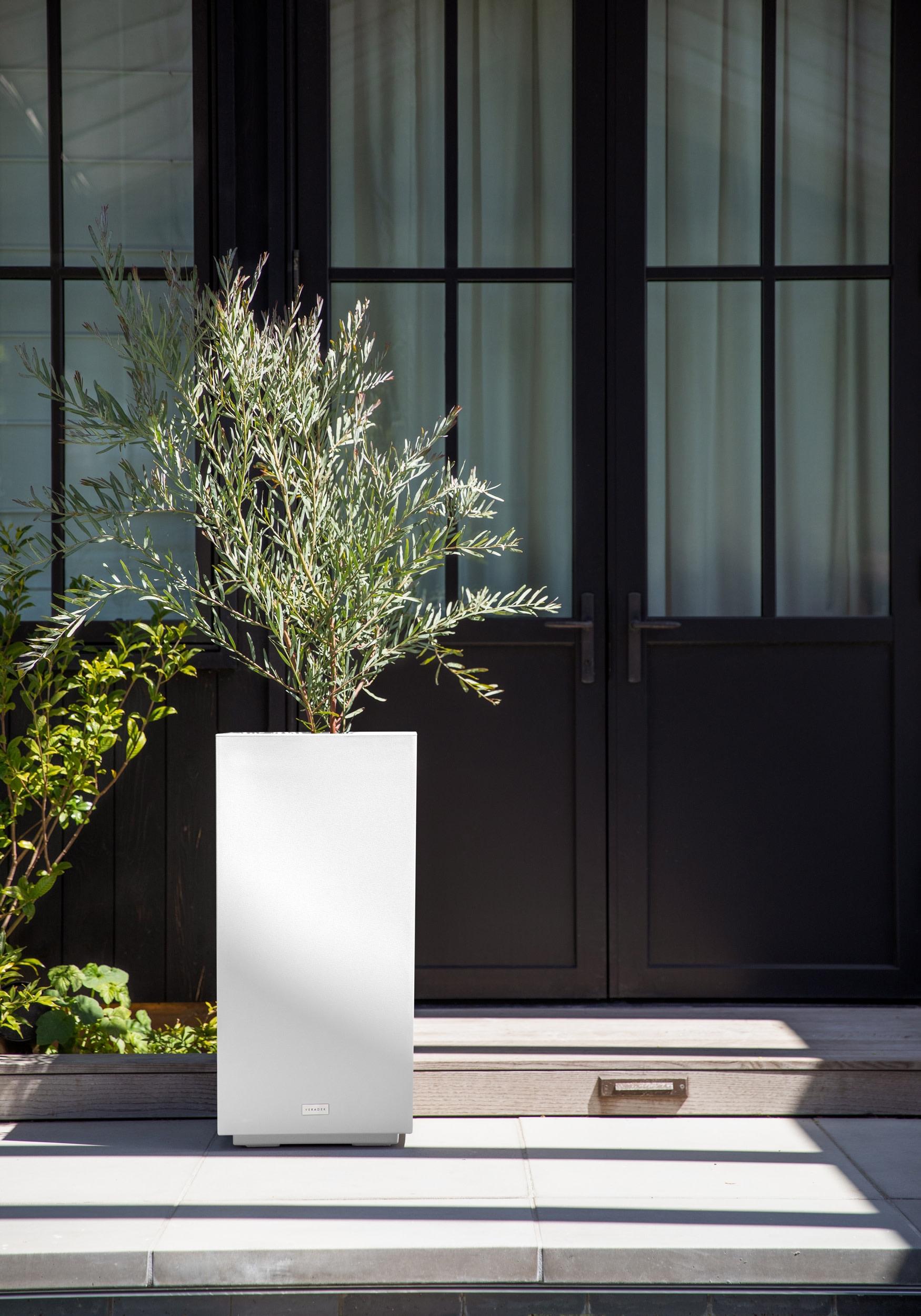 Veradek Block Series Pedestal Planter
