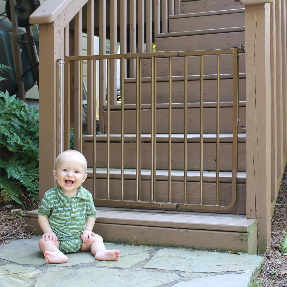 Cardinal Gates Outdoor Safety Gate