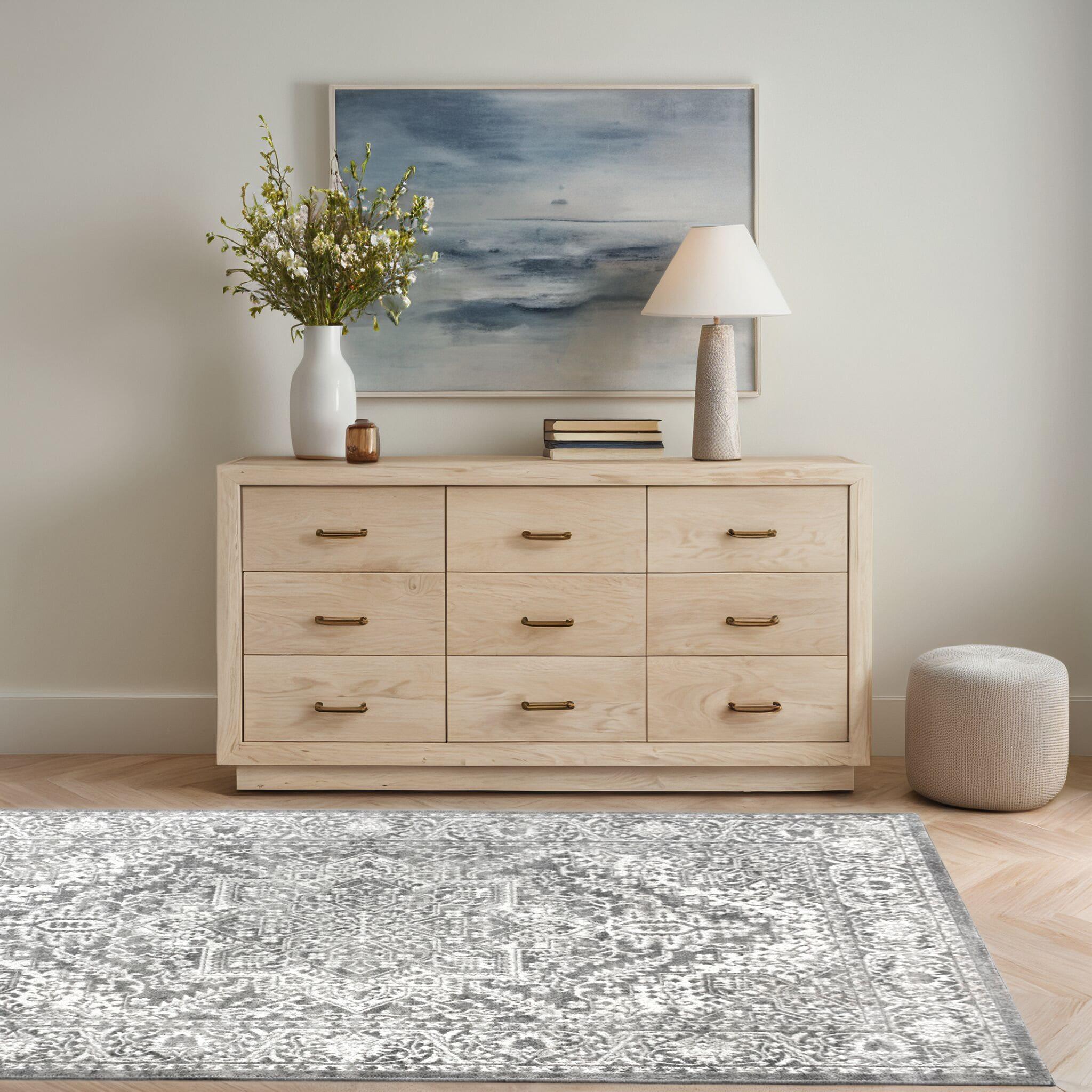 8'x10' Modern Persian Vintage Medallion Area Rug, Light Grey - JONATHAN Y