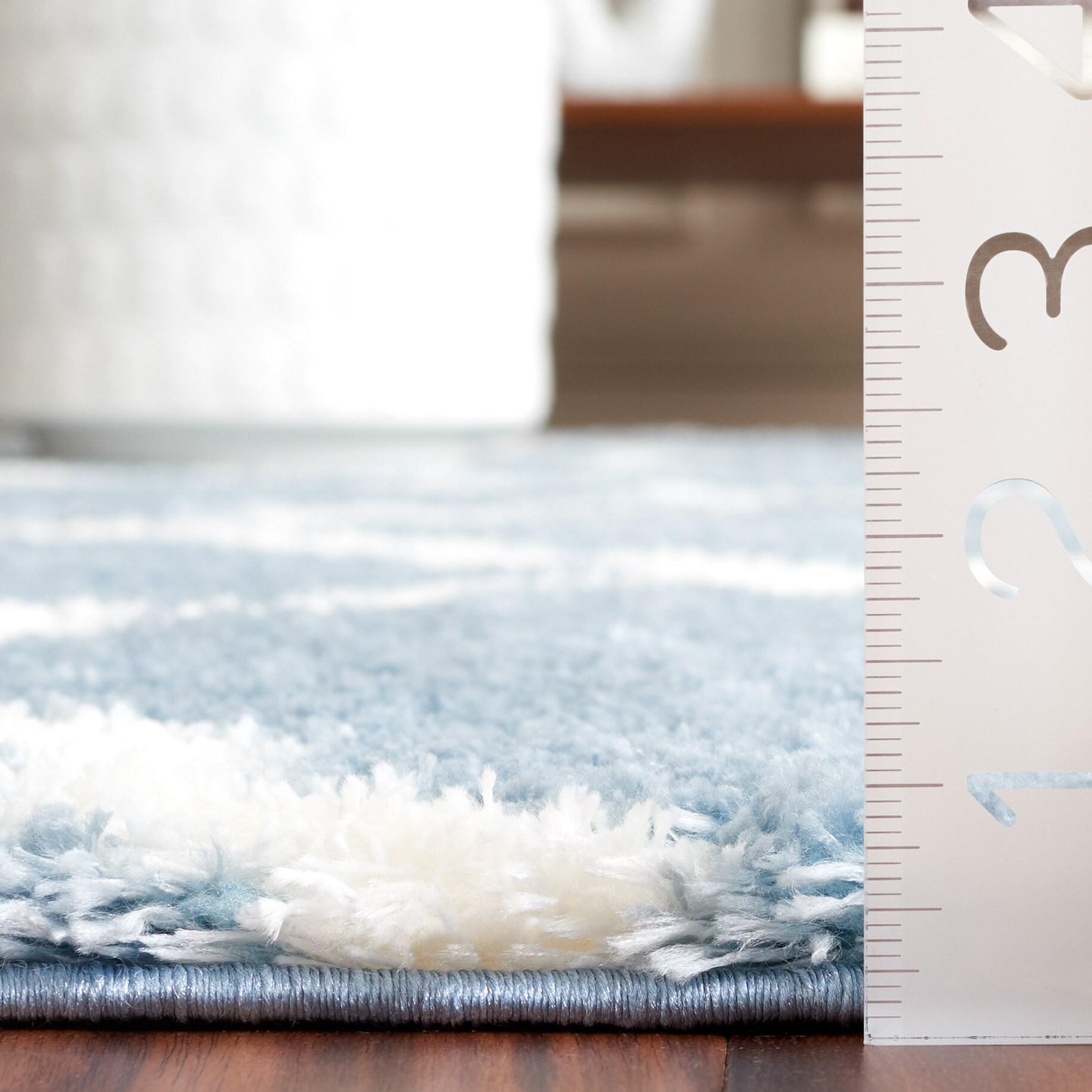 SAFAVIEH Tahoe Gerald Quatrefoil Shag Area Rug, 9' x 12', Blue/White