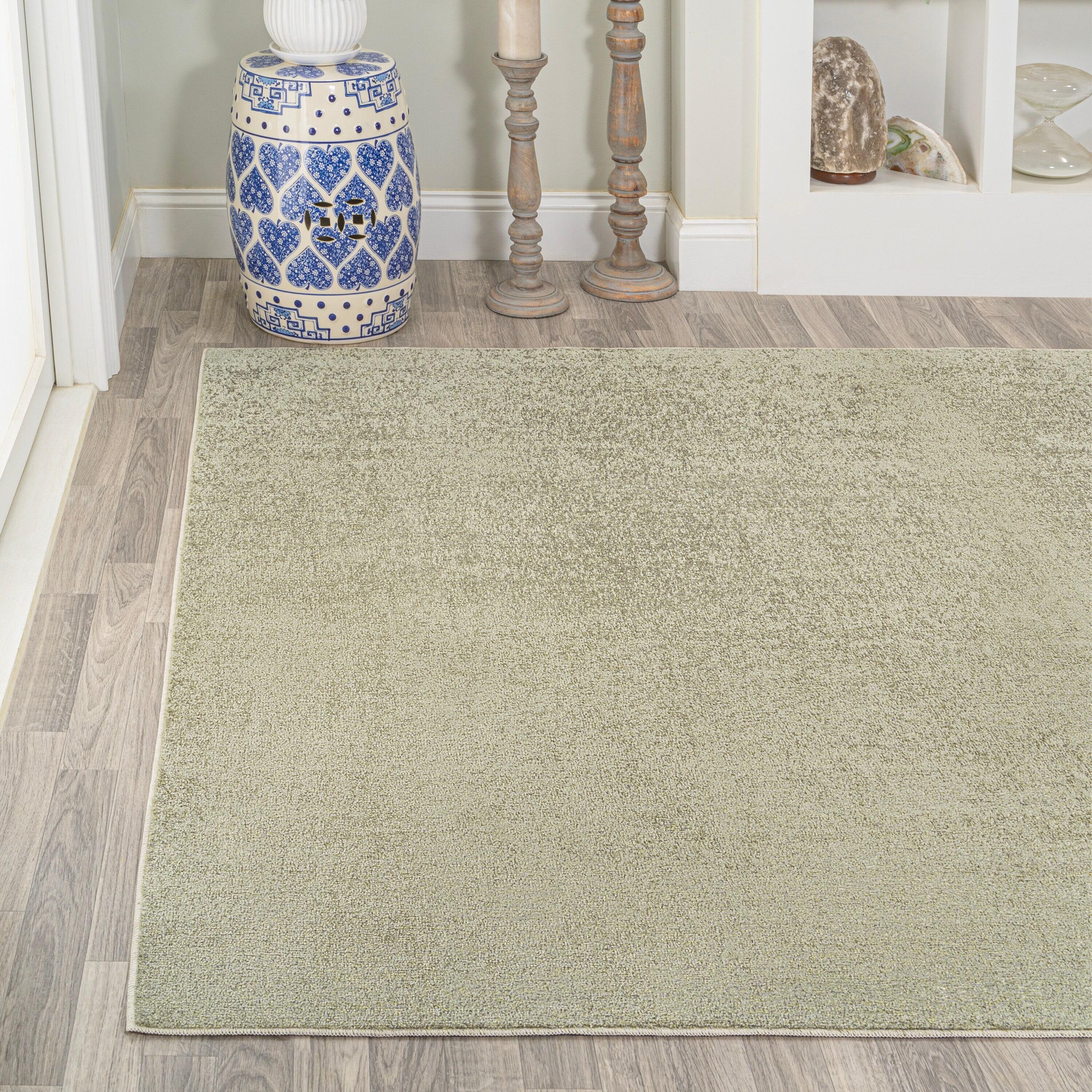 JONATHAN Y Twyla Classic Solid Low-Pile Machine-Washable Sage Green 5 ft. x 8 ft. Area Rug
