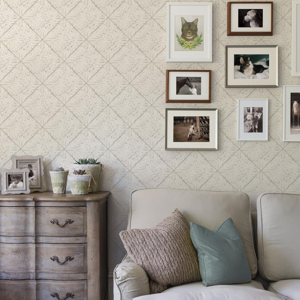 Bourgoin Geometric Roll