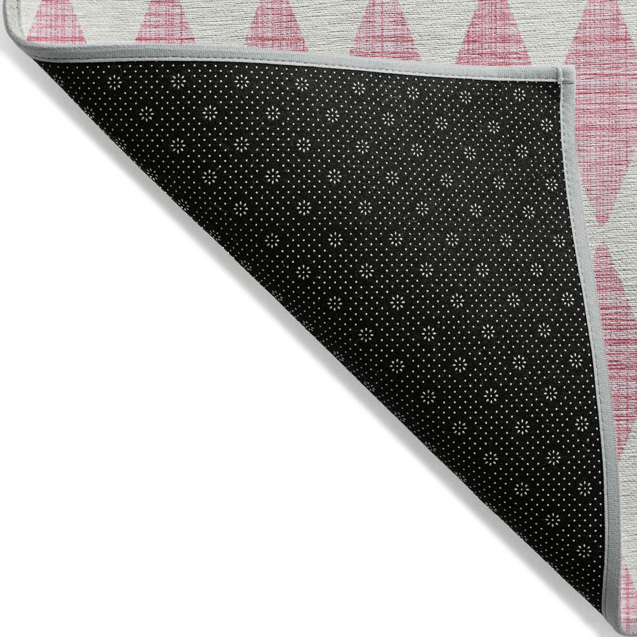 Addison Rugs Machine Washable Indoor/ Outdoor Chantille Diamonds Rug Pink - 8' x 10'