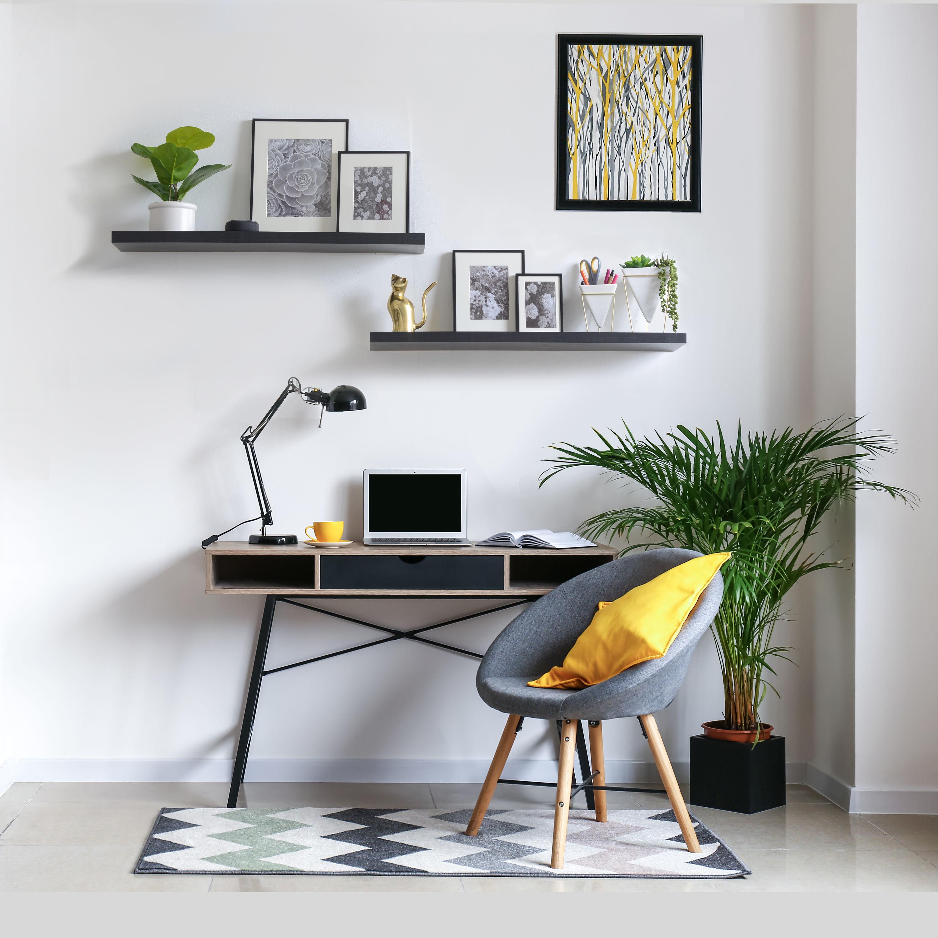 Delta Design 2 Piece Wall Shelf Set (Set of 2)