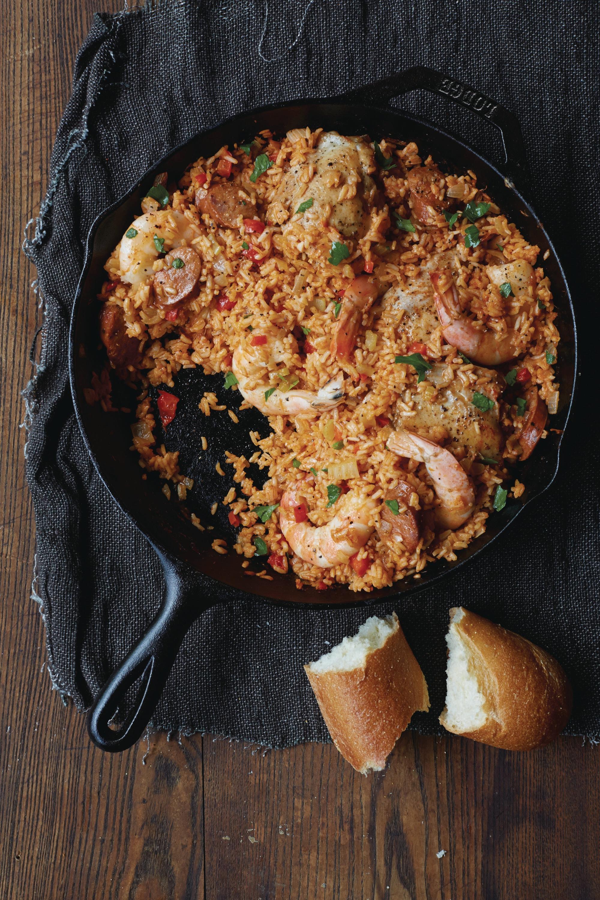 Lodge Lodge Cast Iron Skillet