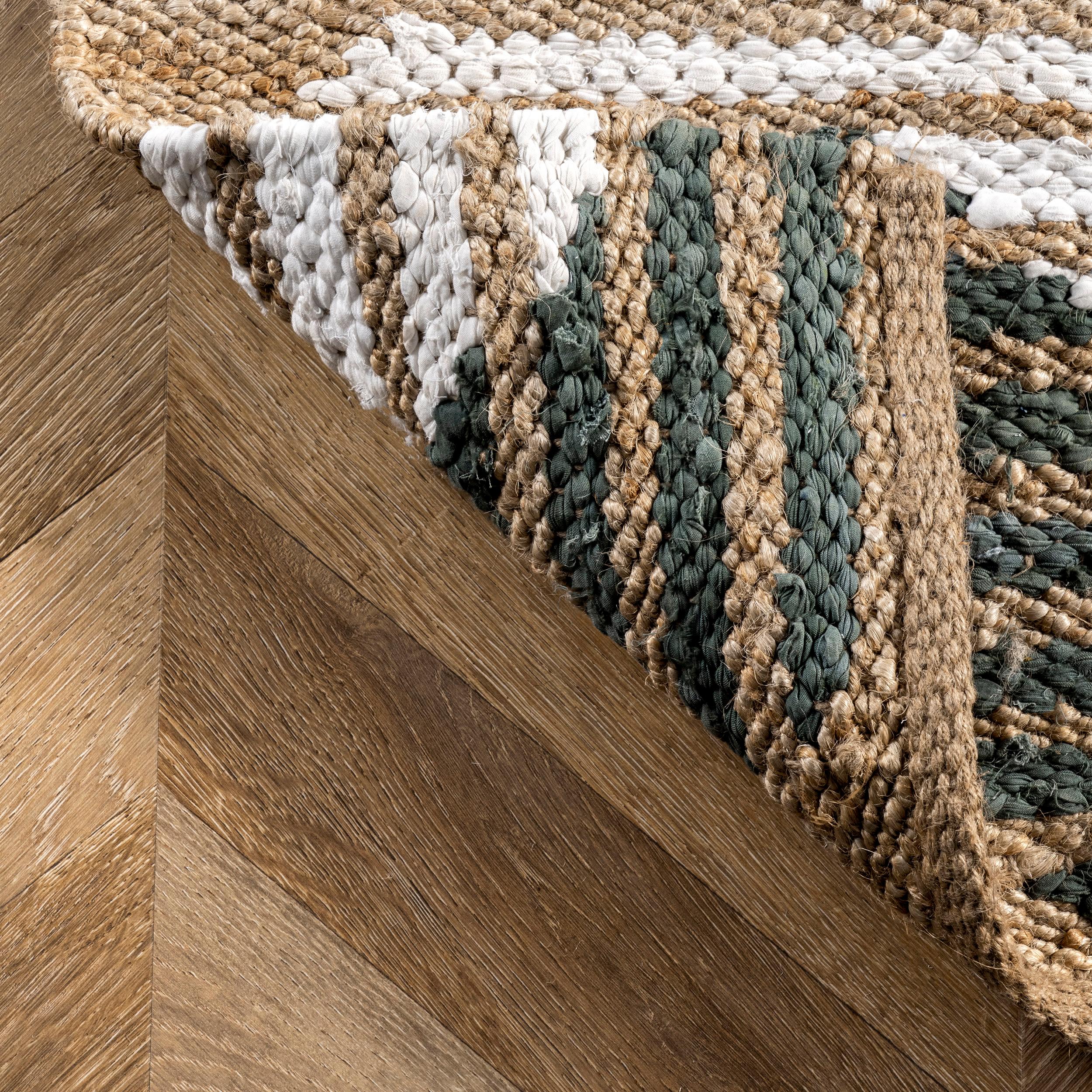 nuLOOM Hand Braided Marla Denim And Jute Diamonds Area Rug, 3' x 5', Olive