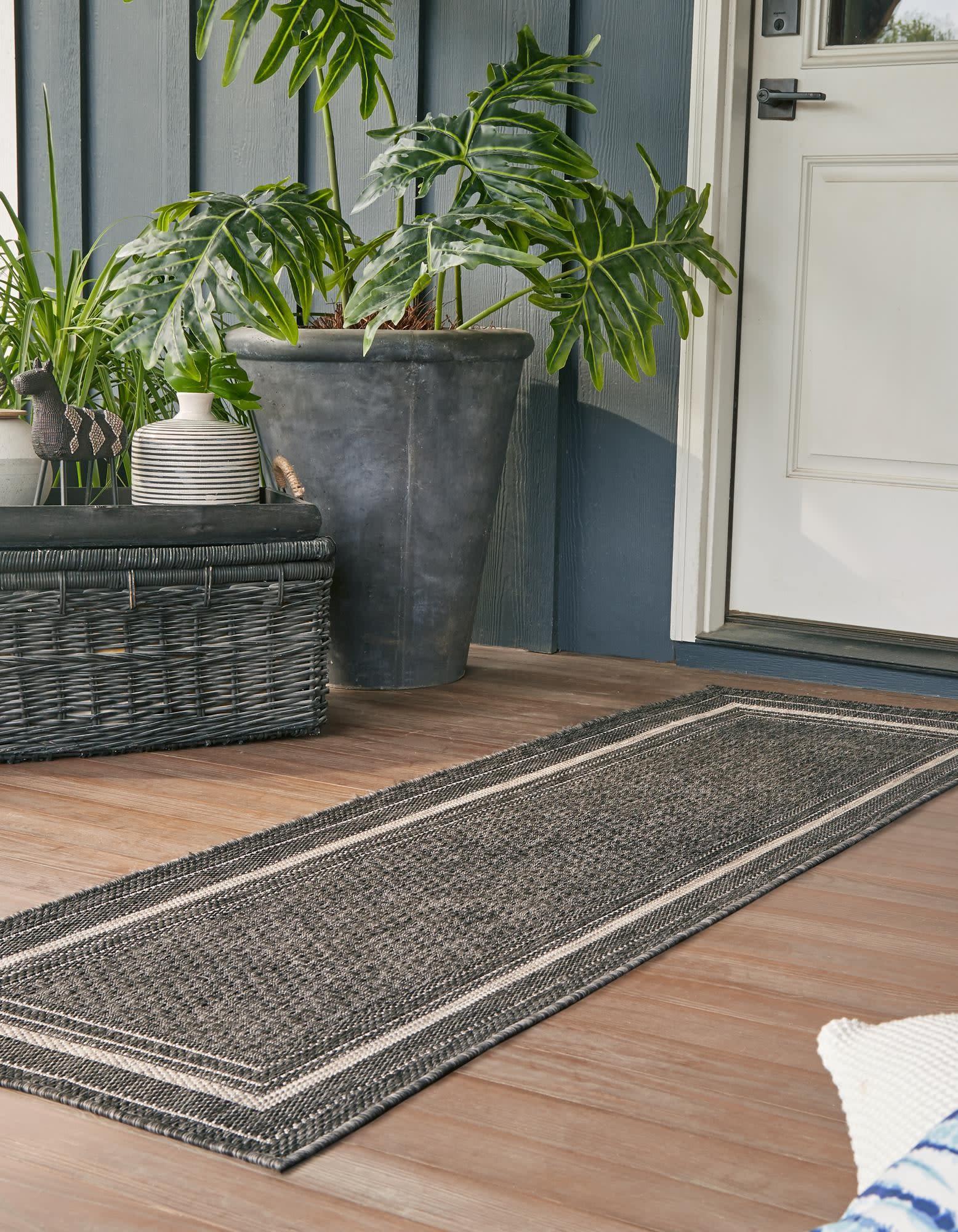 Unique Loom 2' 0 x 6' 1 Runner Indoor/Outdoor Border Black Runner Rug