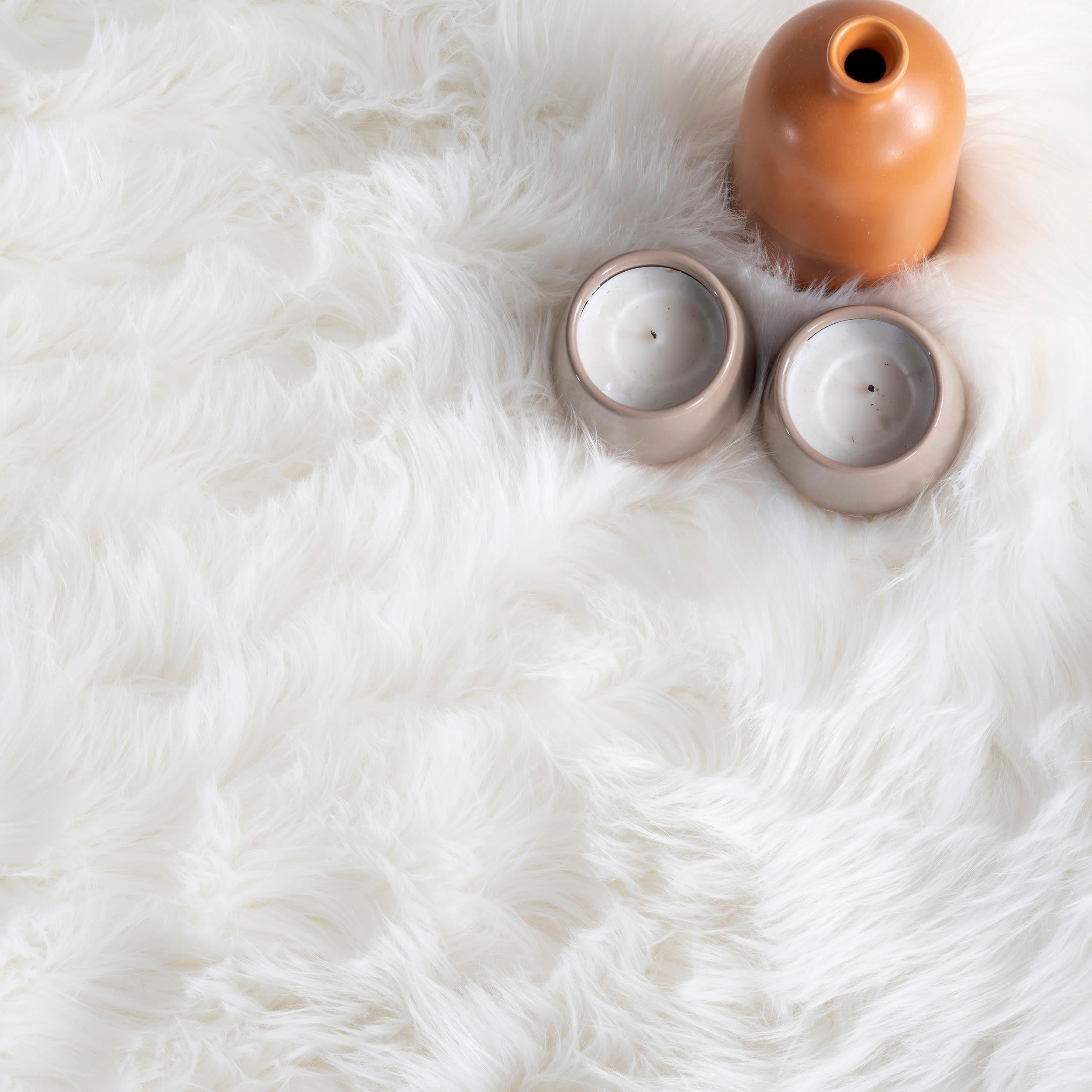 Nuloom Layne Solid 4x6 Indoor Area Rug for Living Room Bedroom Dining Room, White/Ivory