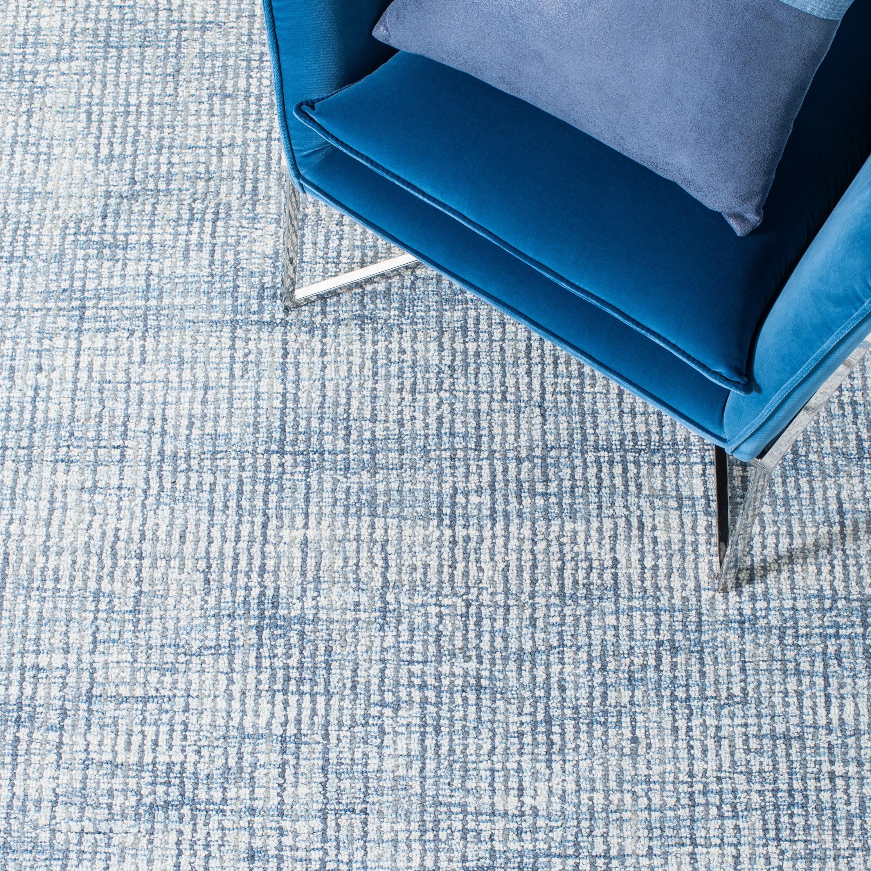 Metro MET151 Hand Tufted Indoor Area Rug - Ivory/Blue - 4'x6' - Safavieh