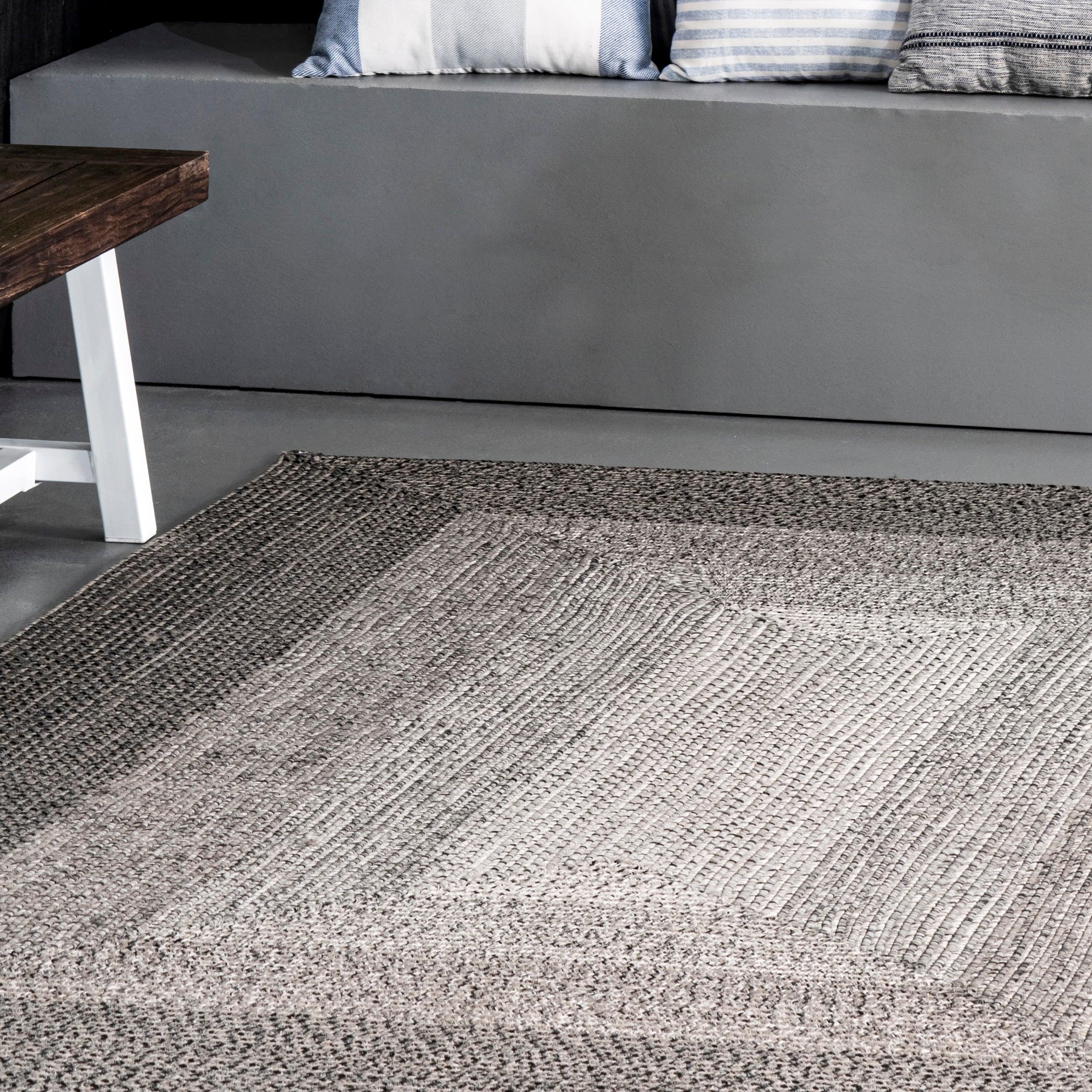 Nuloom Jayda Braided Gradience Indoor/Outdoor Outdoor - Charcoal 5' x 8'