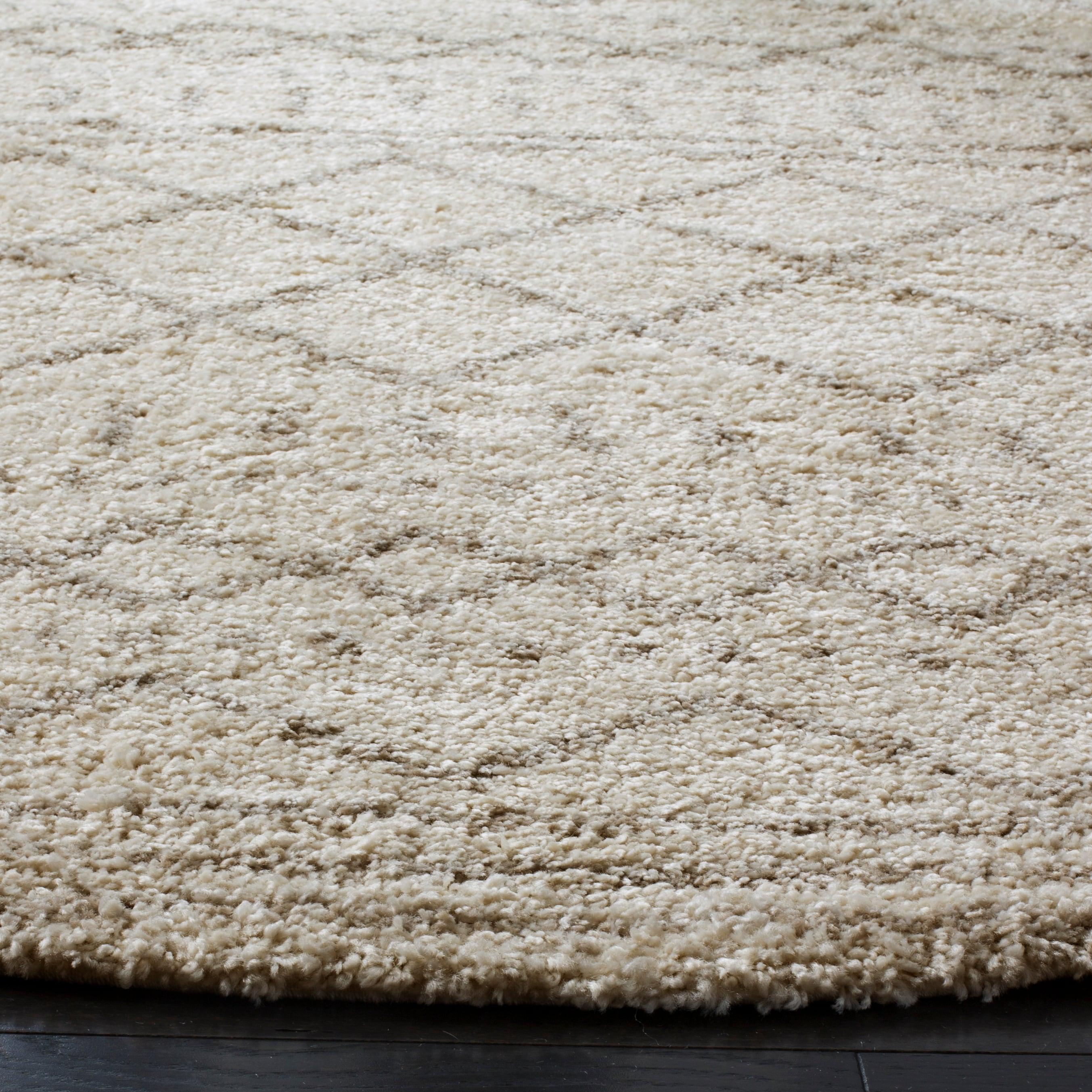 Ivory Beige Round Shag Rug with Geometric Pattern