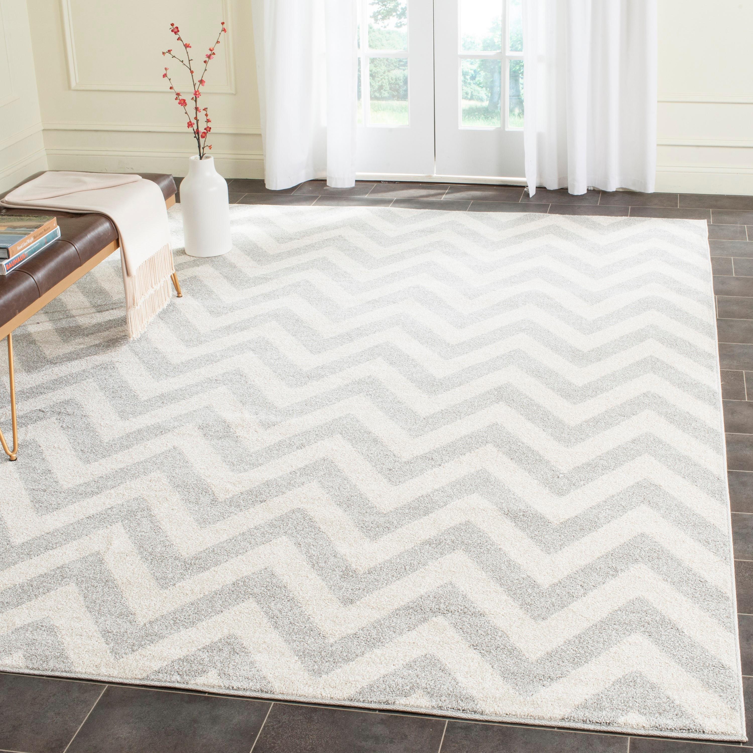 SAFAVIEH Amherst Peronal Geometric Area Rug, Light Grey/Beige, 10' x 14'