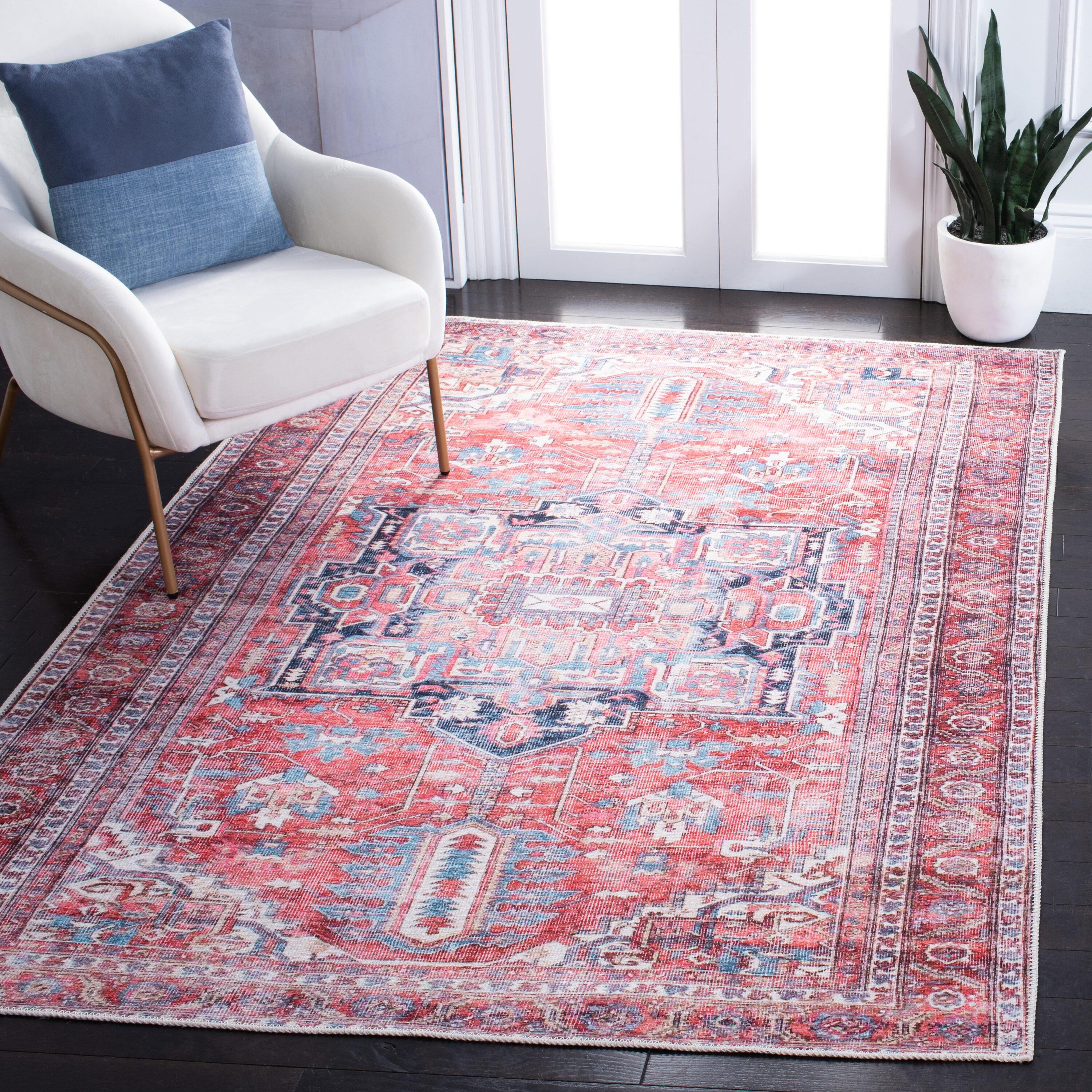 SAFAVIEH Serapi Collection SEP389Q Red / Navy Rug