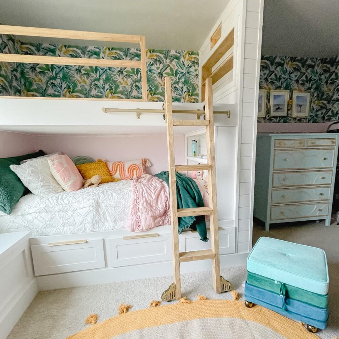 Tempaper Havana Palm Botanical Pink Tropical Peel and Stick Wallpaper, 20.5" x 16.5'