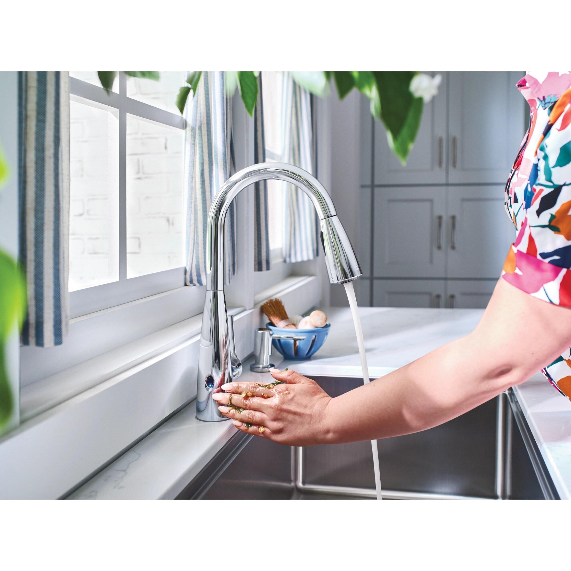 Haelyn Touchless Single-Handle Pulldown Sprayer Kitchen Faucet with MotionSense Wave and Power Clean
