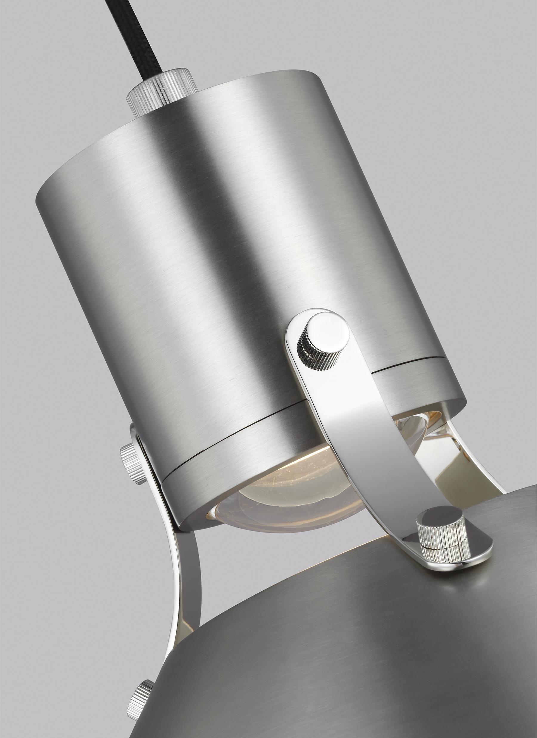 Uma Single Light Metal Dimmable LED Pendant