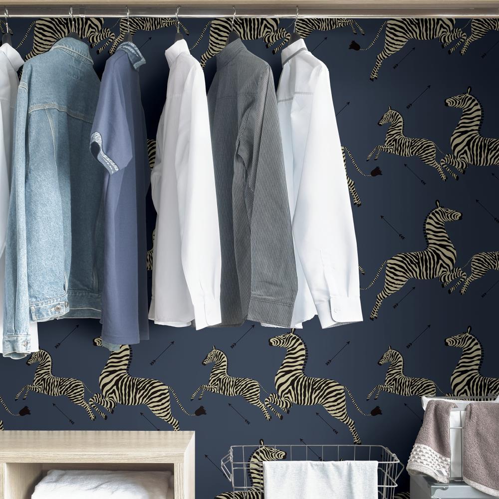 Peel & Stick Animal Print Roll