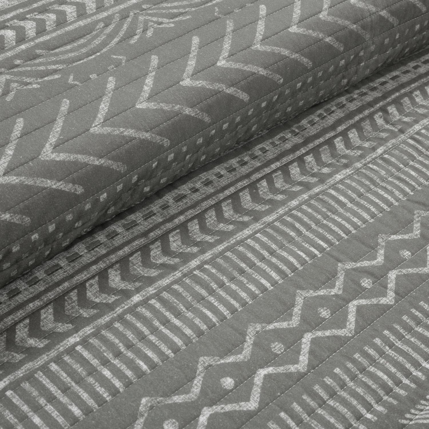 Lush Decor Hygge Geo Reversible Contemporary 3-Piece Quilt Set