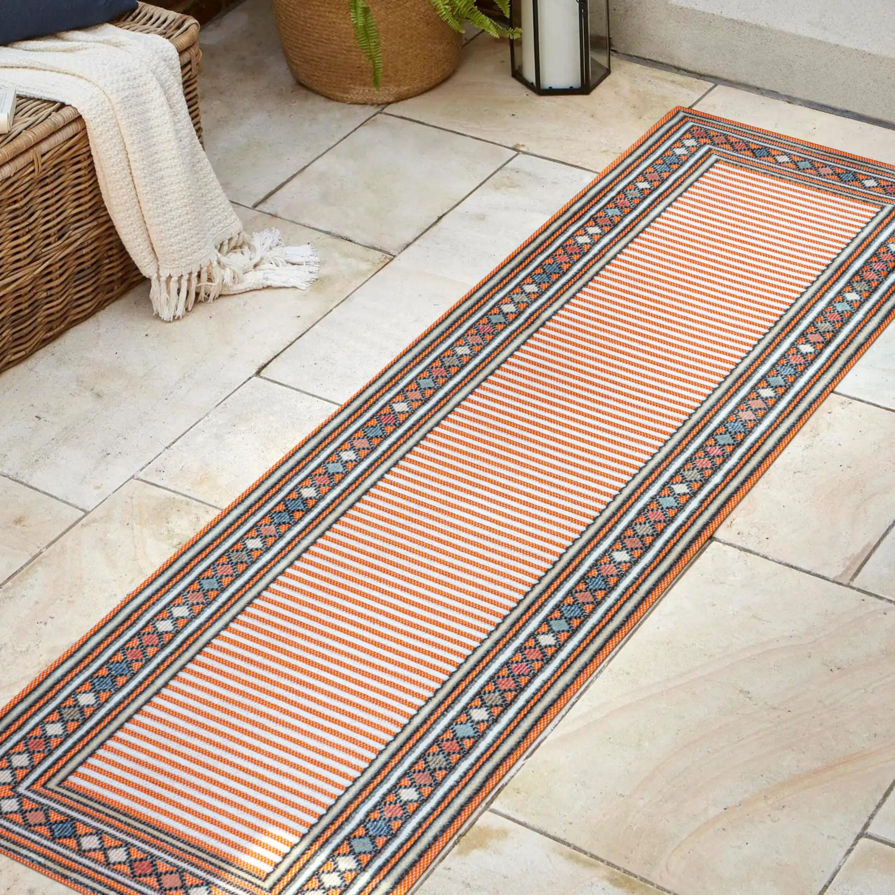 JONATHAN Y Sebastian High-Low Modern Diamond Border Orange/Ivory 2 ft. x 8 ft. Indoor/Outdoor Runner Rug