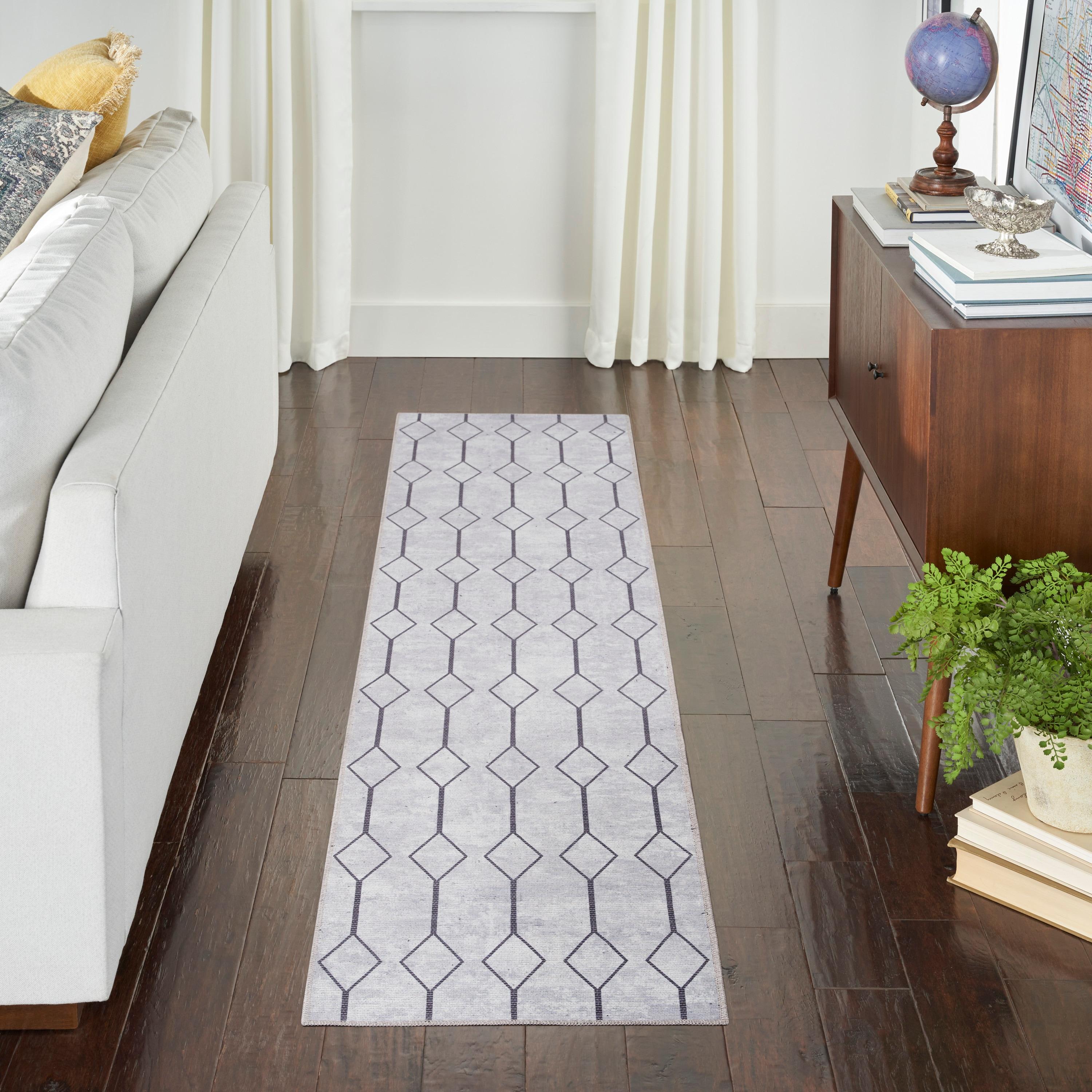 Pymble Geometric Machine Washable Area Rug in Ivory/Grey