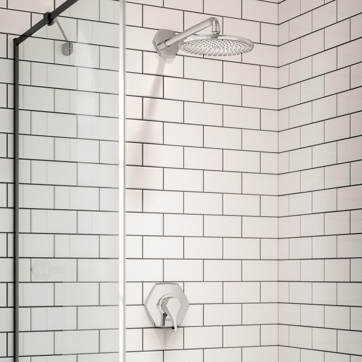 Locarno 2.5 GPM Rain Fixed Shower Head