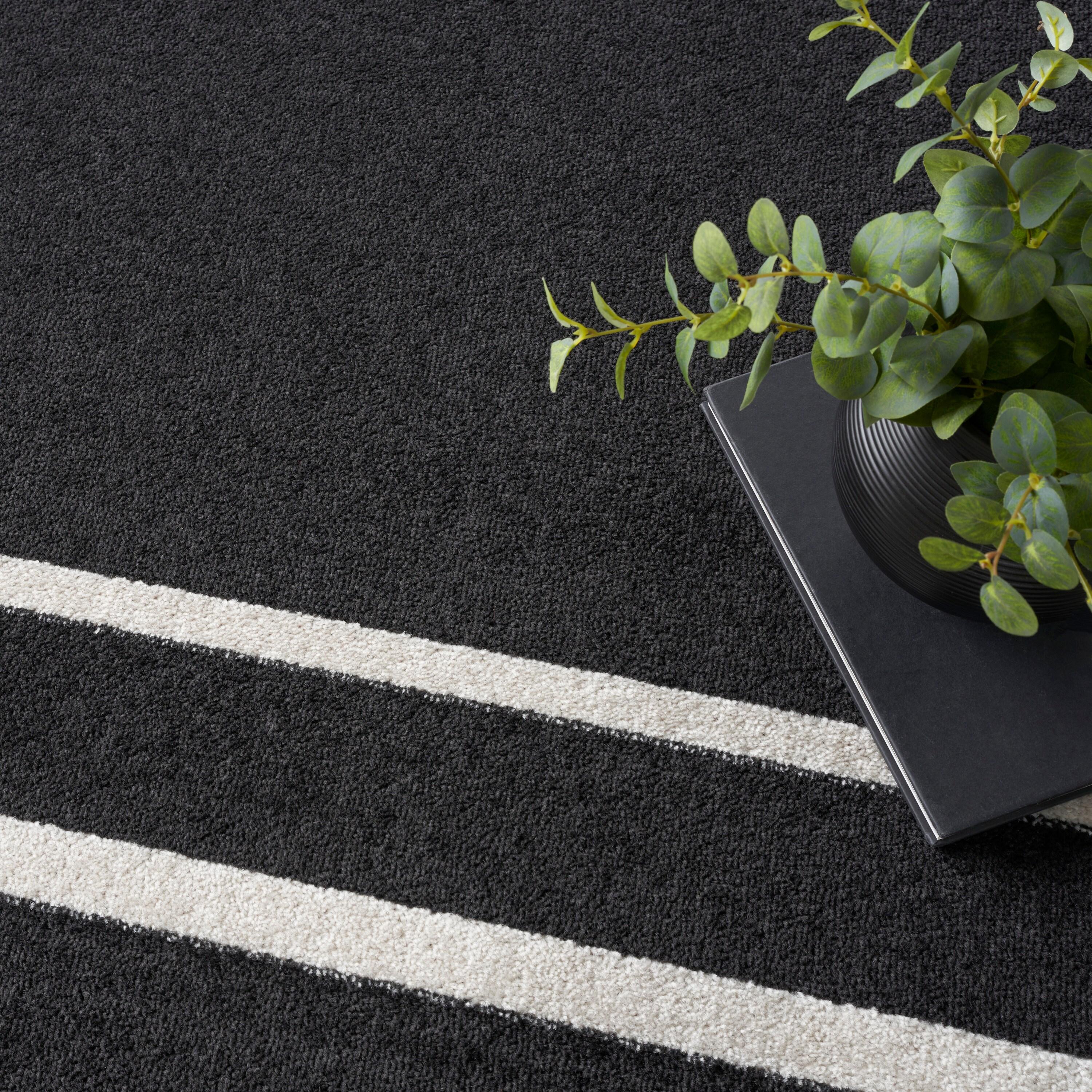 Nourison Essentials 9' x 12' Black Ivory Contemporary Indoor/Outdoor Rug