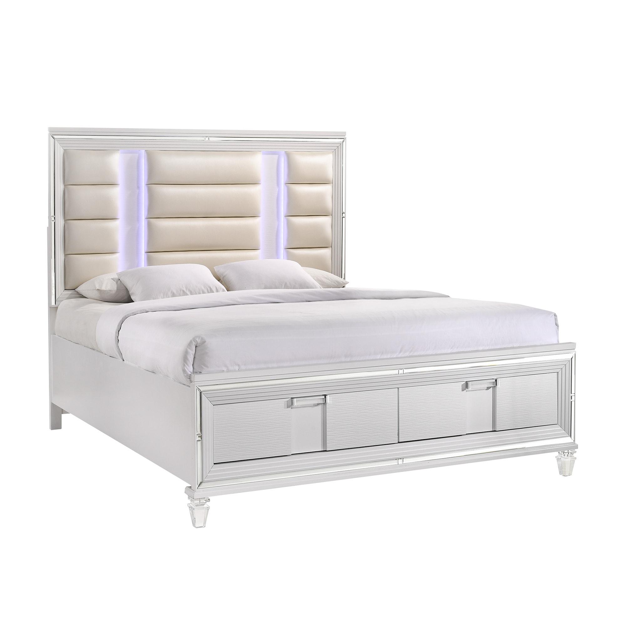 Picket House Furnishings Charlotte King Storage 4PC Bedroom Set in White