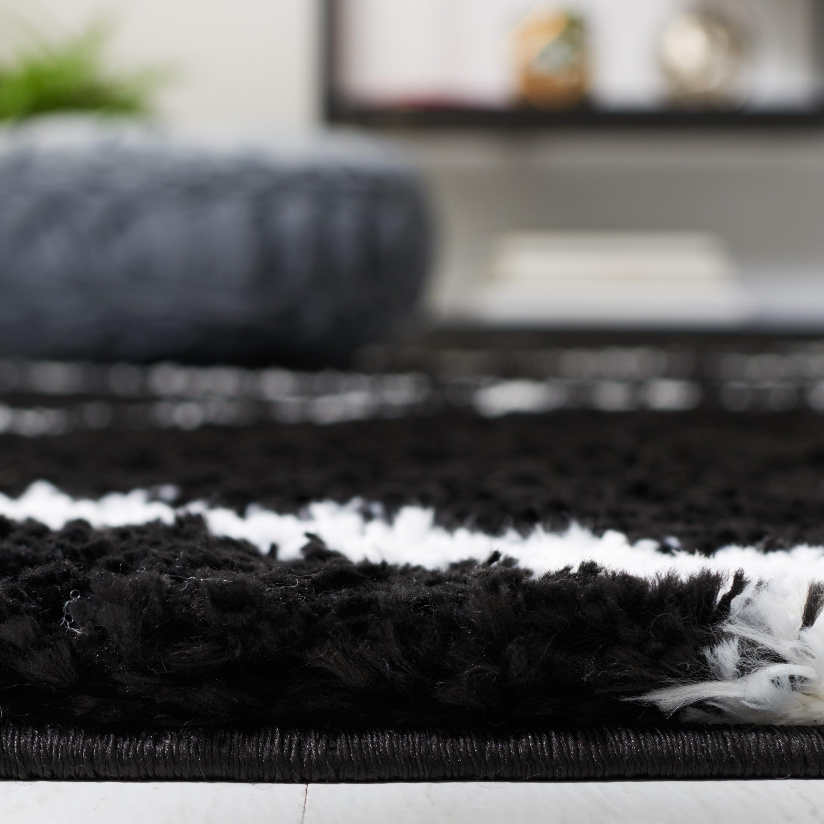 Tahoe Shag THO676 Power Loomed Indoor Area Rug - Black/White - 6'7"x8'7" - Safavieh